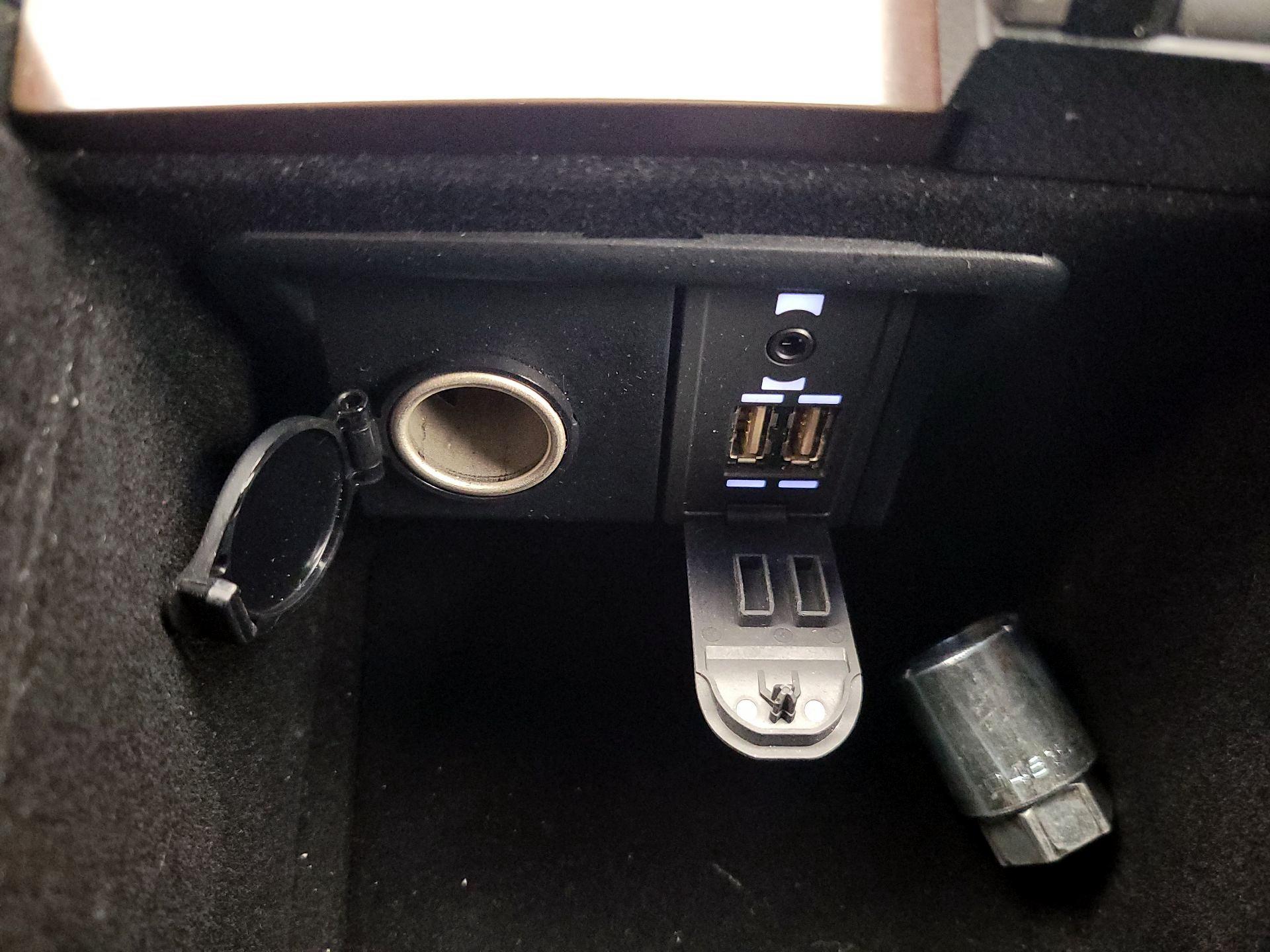 Thumbnail: 2015 Lexus GS - 19