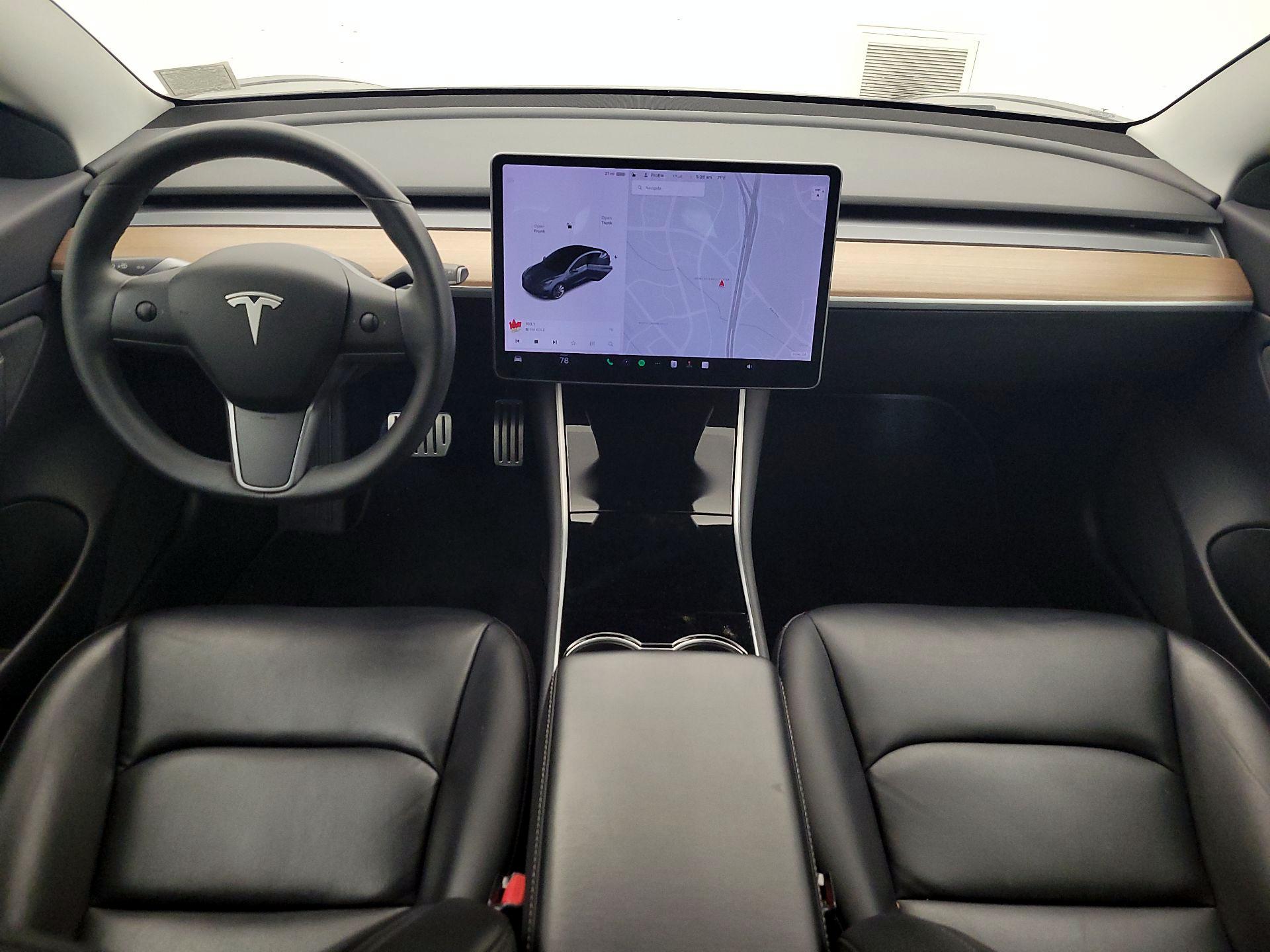 Thumbnail: 2019 Tesla Model 3 - 9
