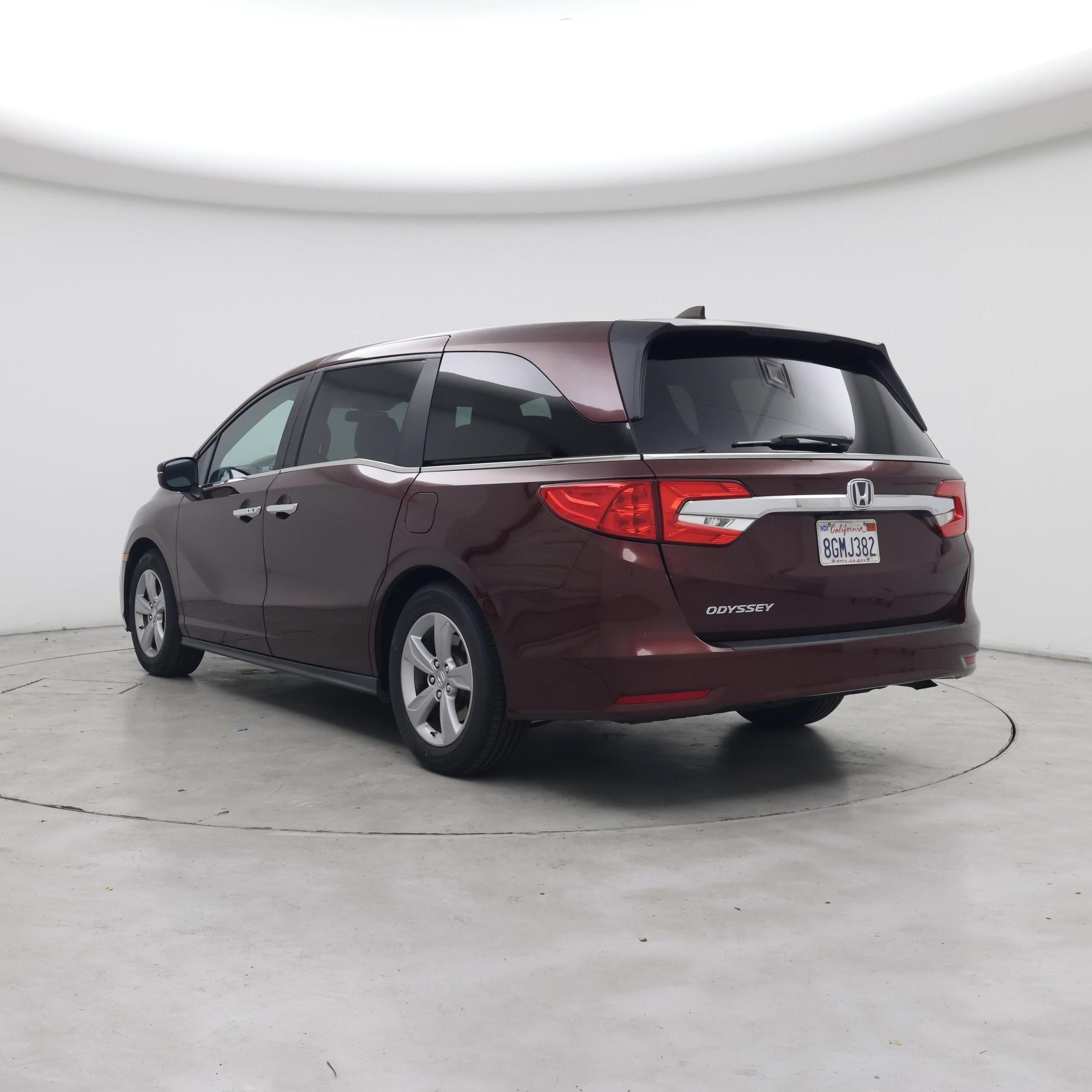 Thumbnail: 2019 Honda Odyssey - 2