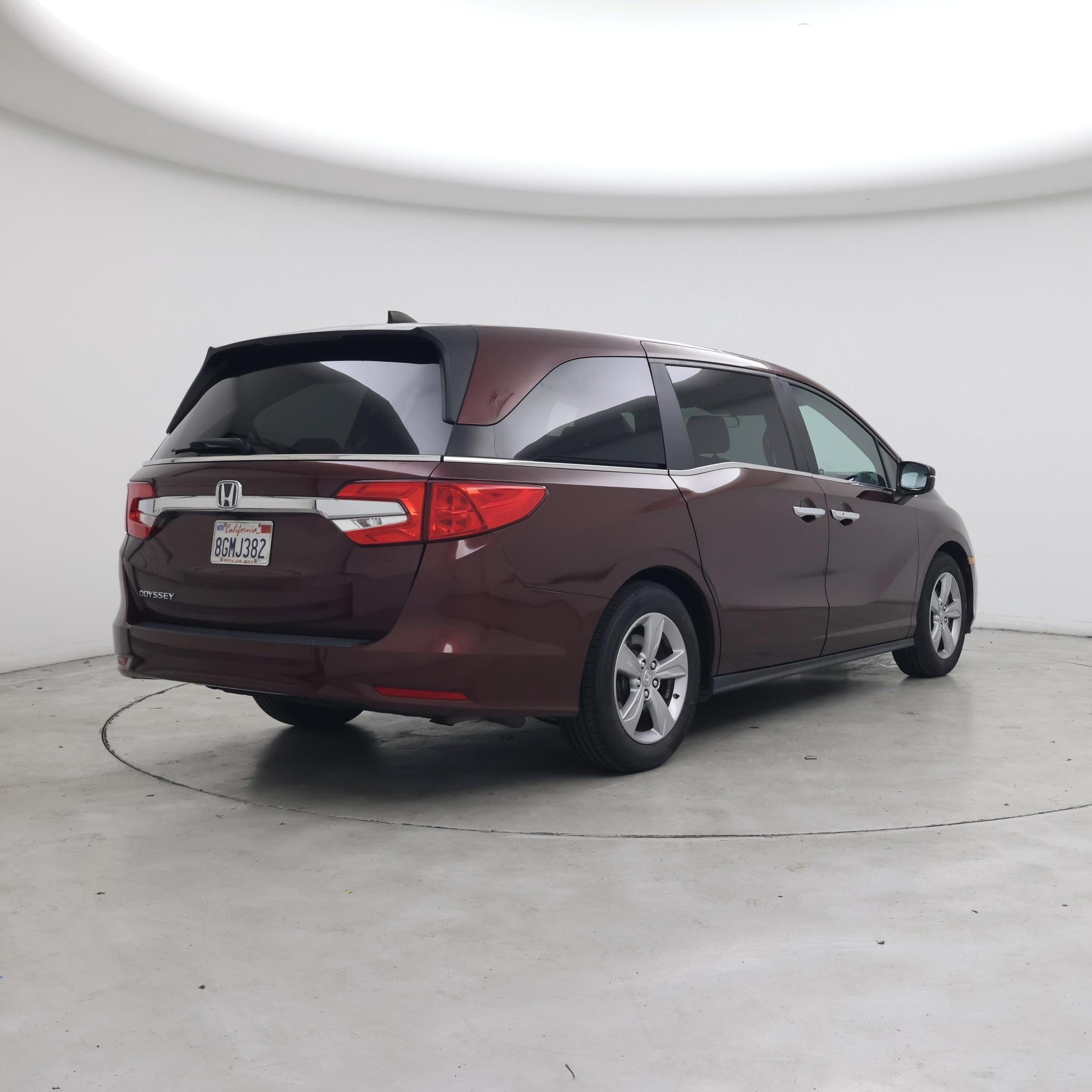 Thumbnail: 2019 Honda Odyssey - 8