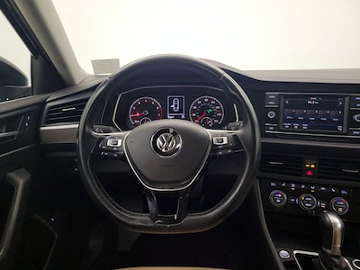 Steering Wheel & Instrument Cluster (On)