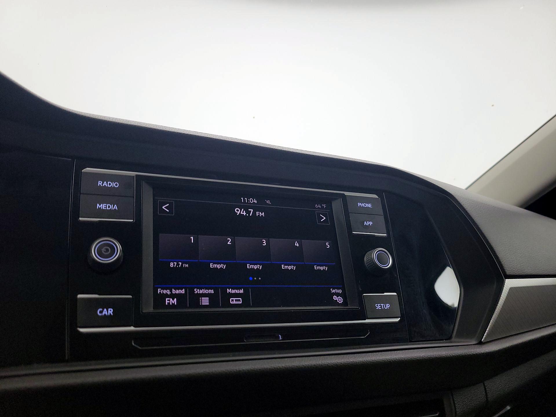 Thumbnail: 2019 Volkswagen Jetta - 15