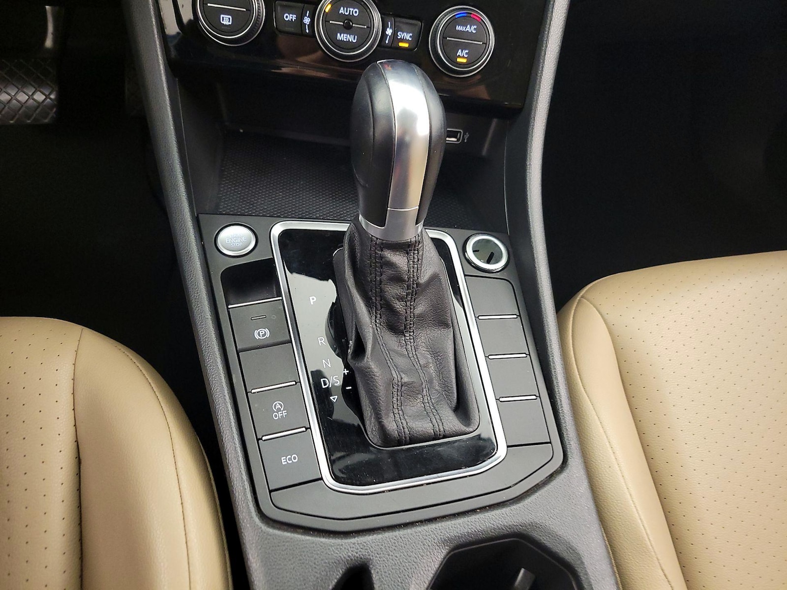 2019 Volkswagen Jetta SE - Photo 18