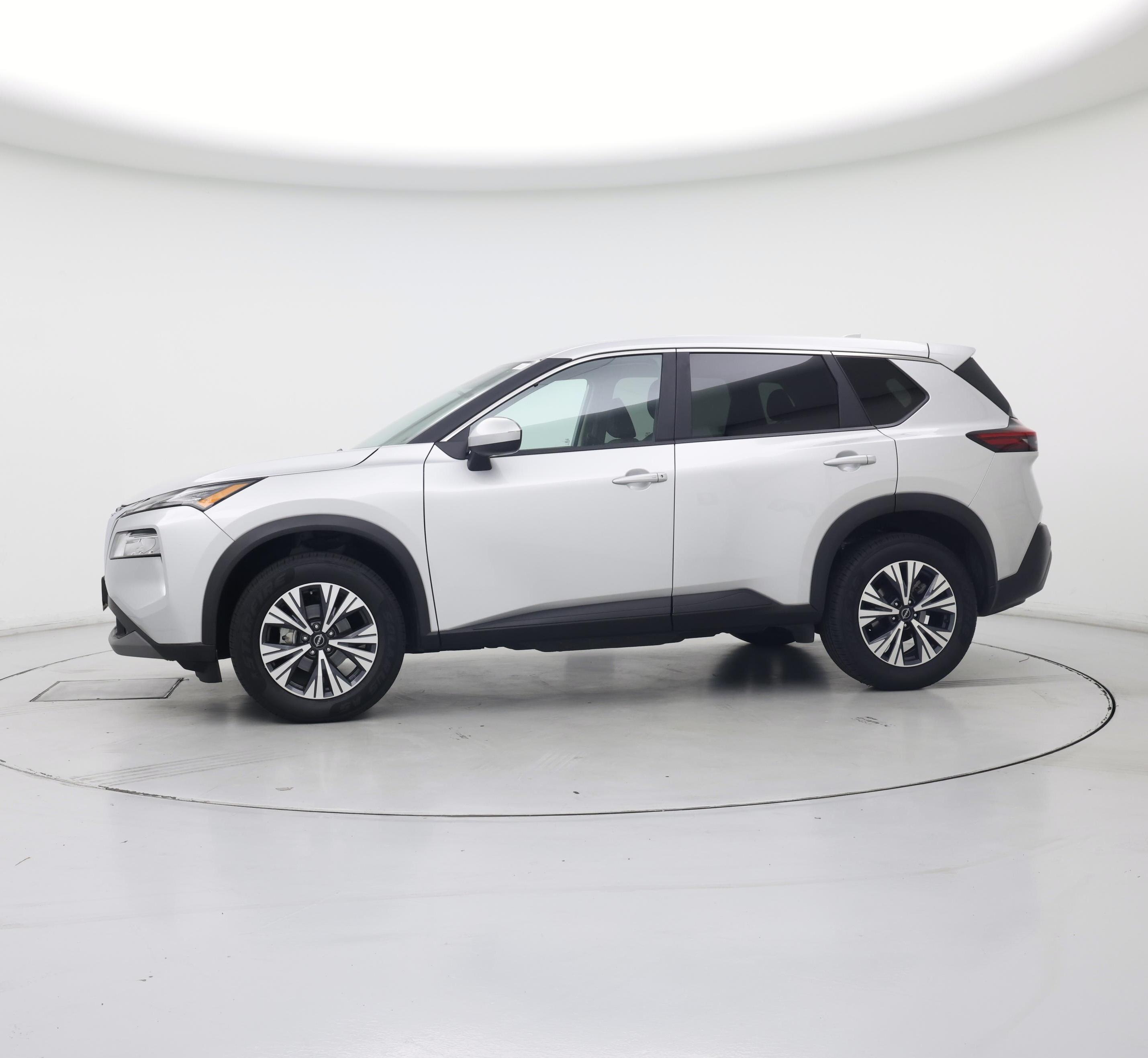 Thumbnail: 2023 Nissan Rogue - 3