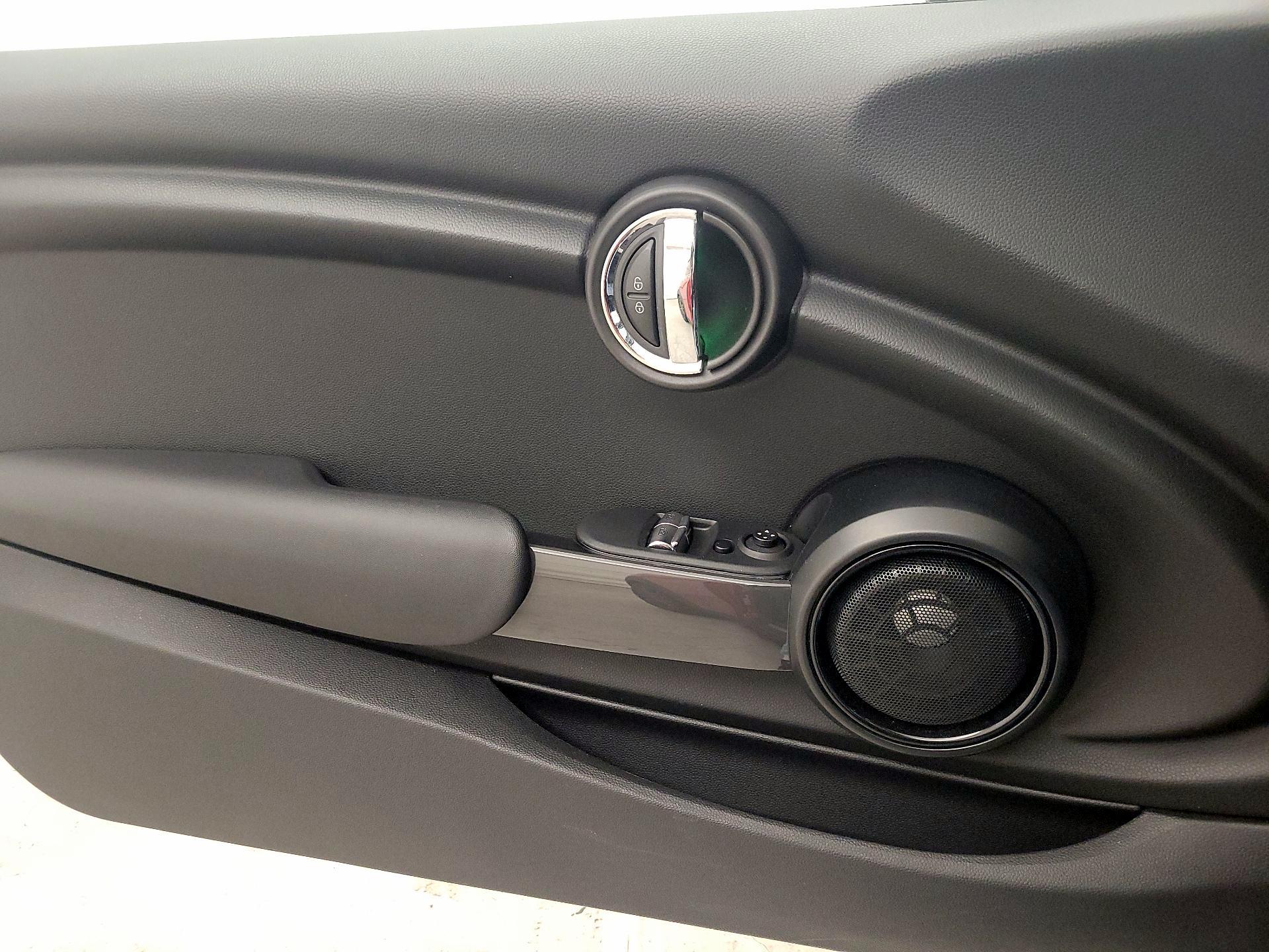 Thumbnail: 2018 MINI Cooper Hardtop - 10