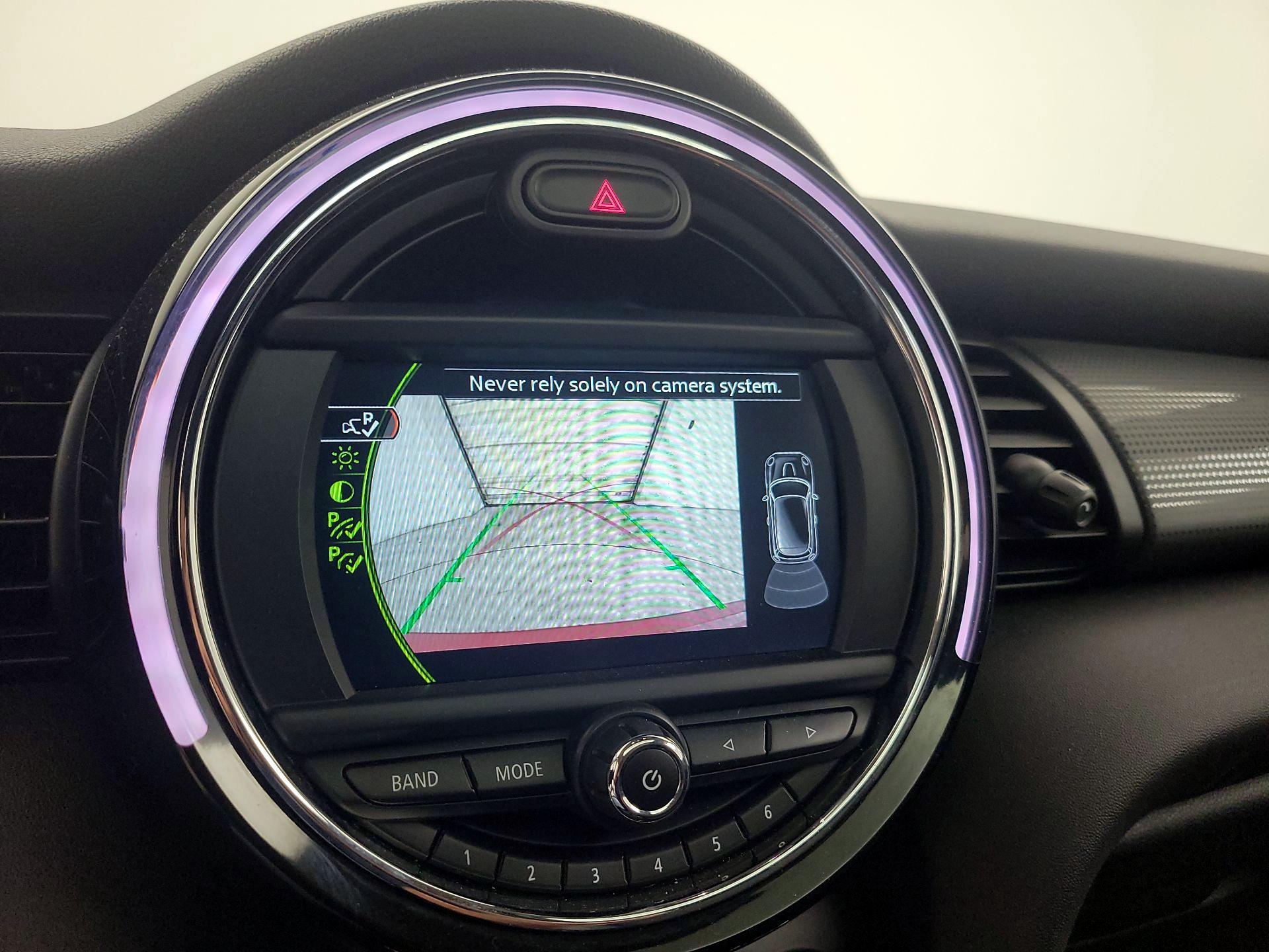 Thumbnail: 2018 MINI Cooper Hardtop - 12