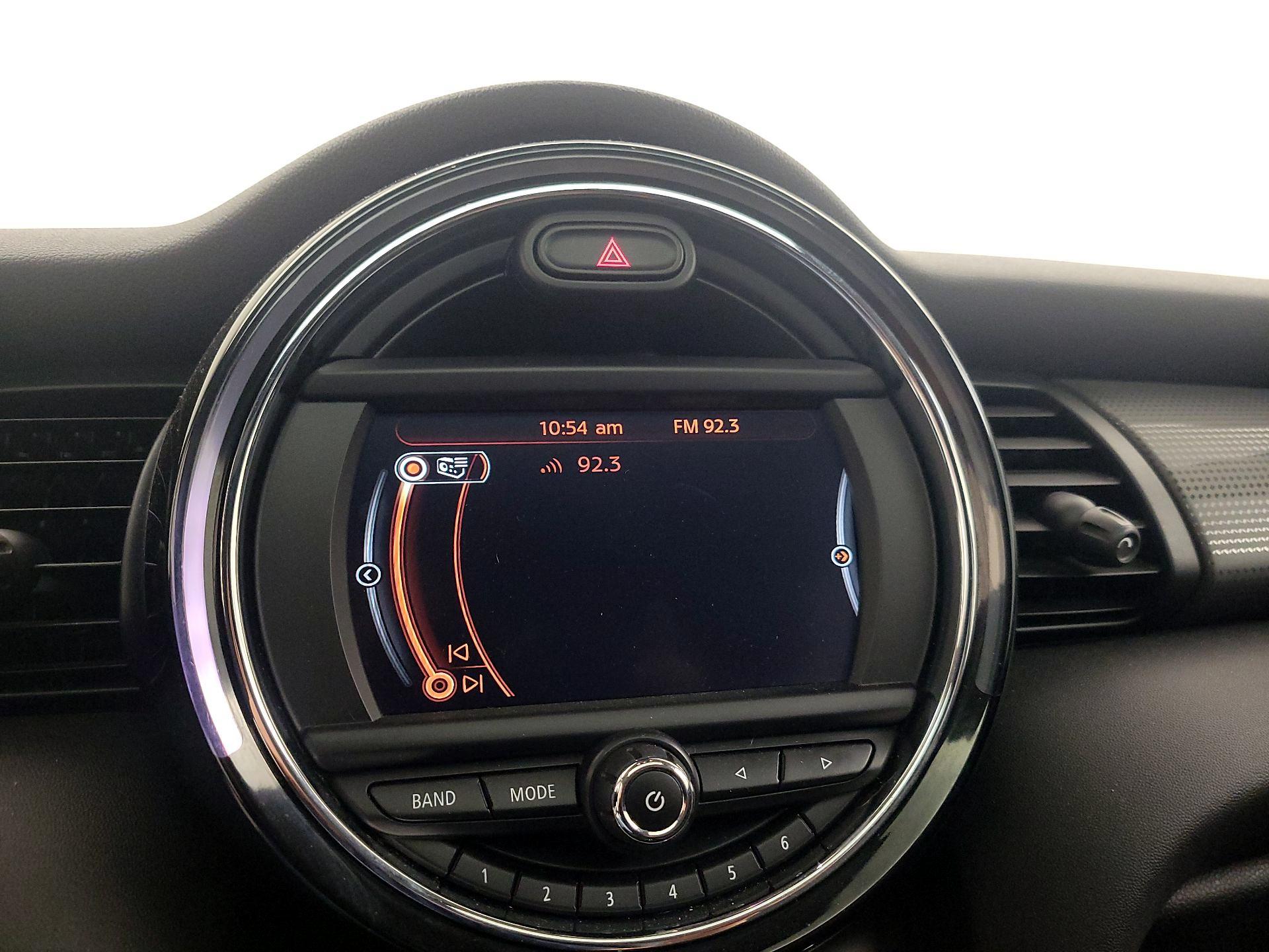 Thumbnail: 2018 MINI Cooper Hardtop - 13