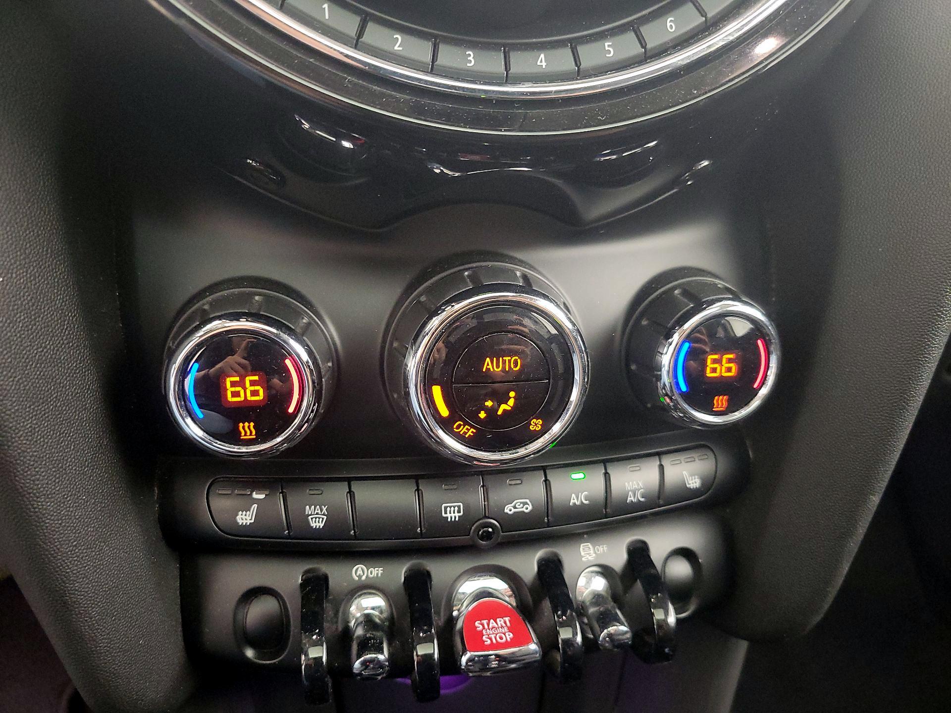 Thumbnail: 2018 MINI Cooper Hardtop - 14