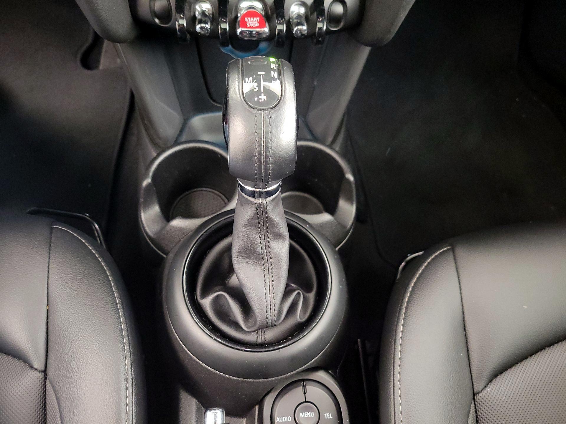 Thumbnail: 2018 MINI Cooper Hardtop - 15