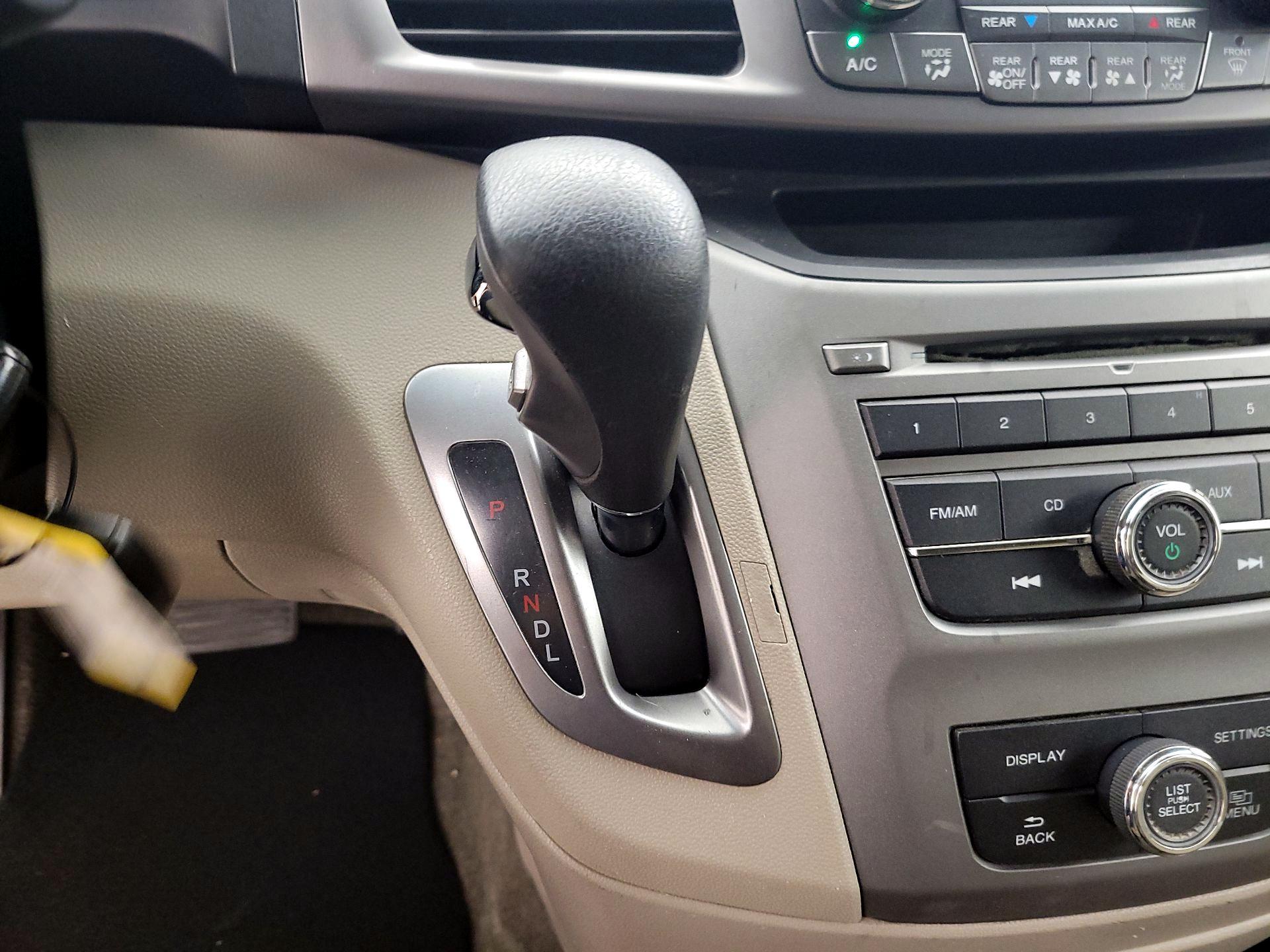 Thumbnail: 2016 Honda Odyssey - 14
