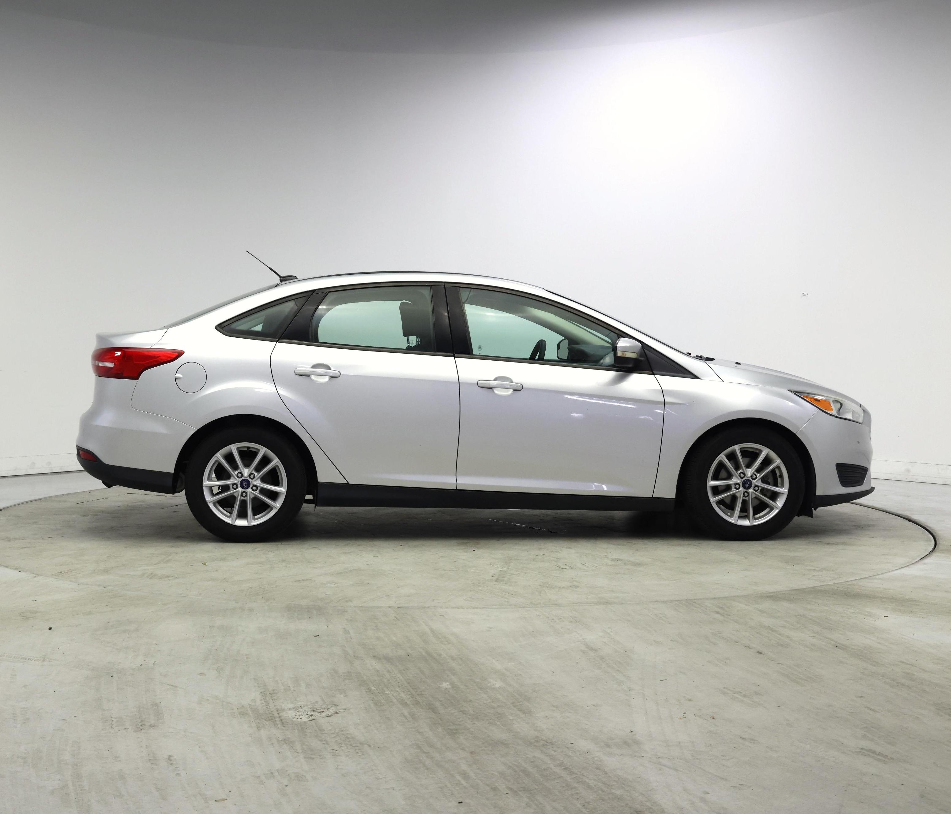 Thumbnail: 2017 Ford Focus - 7