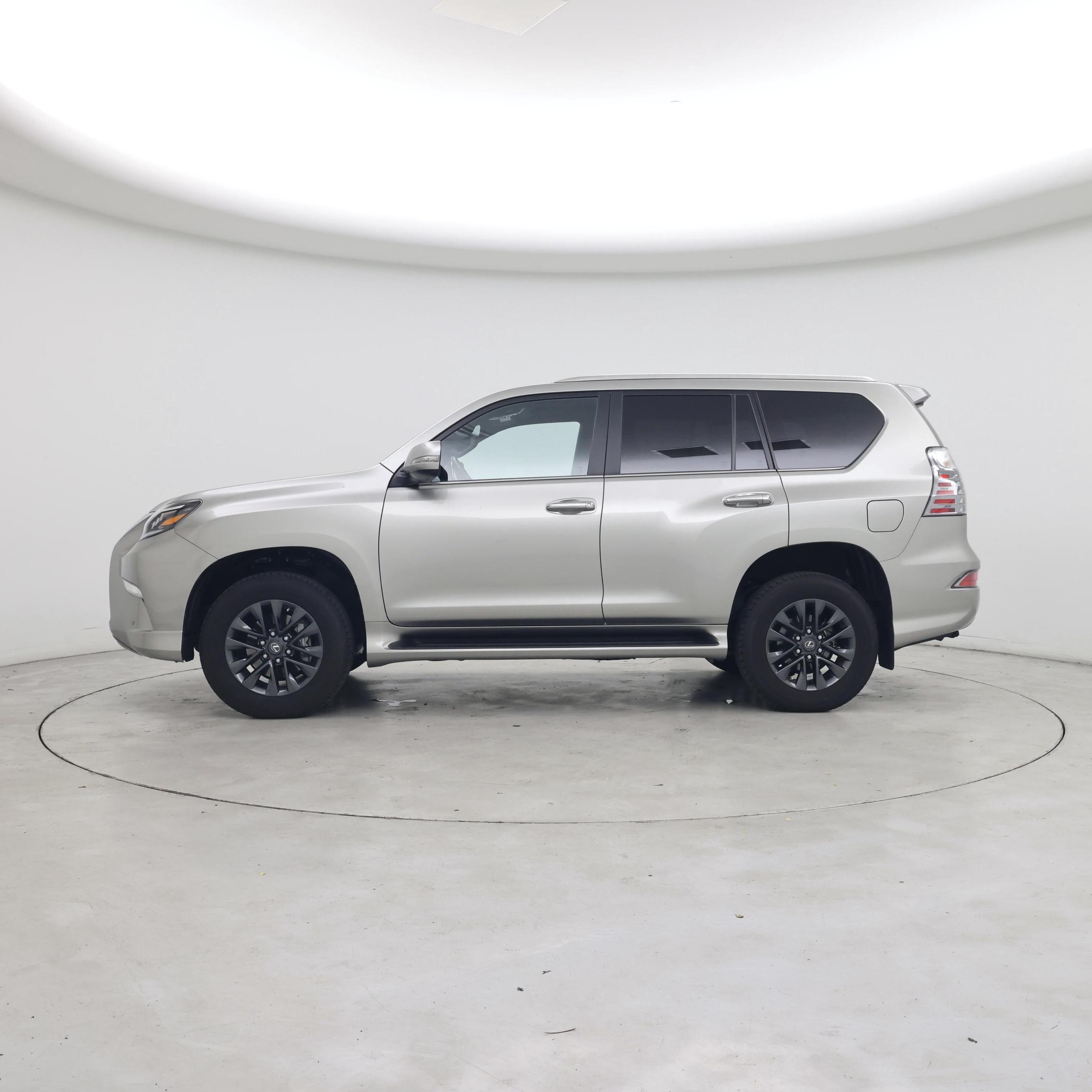 Thumbnail: 2023 Lexus GX - 3