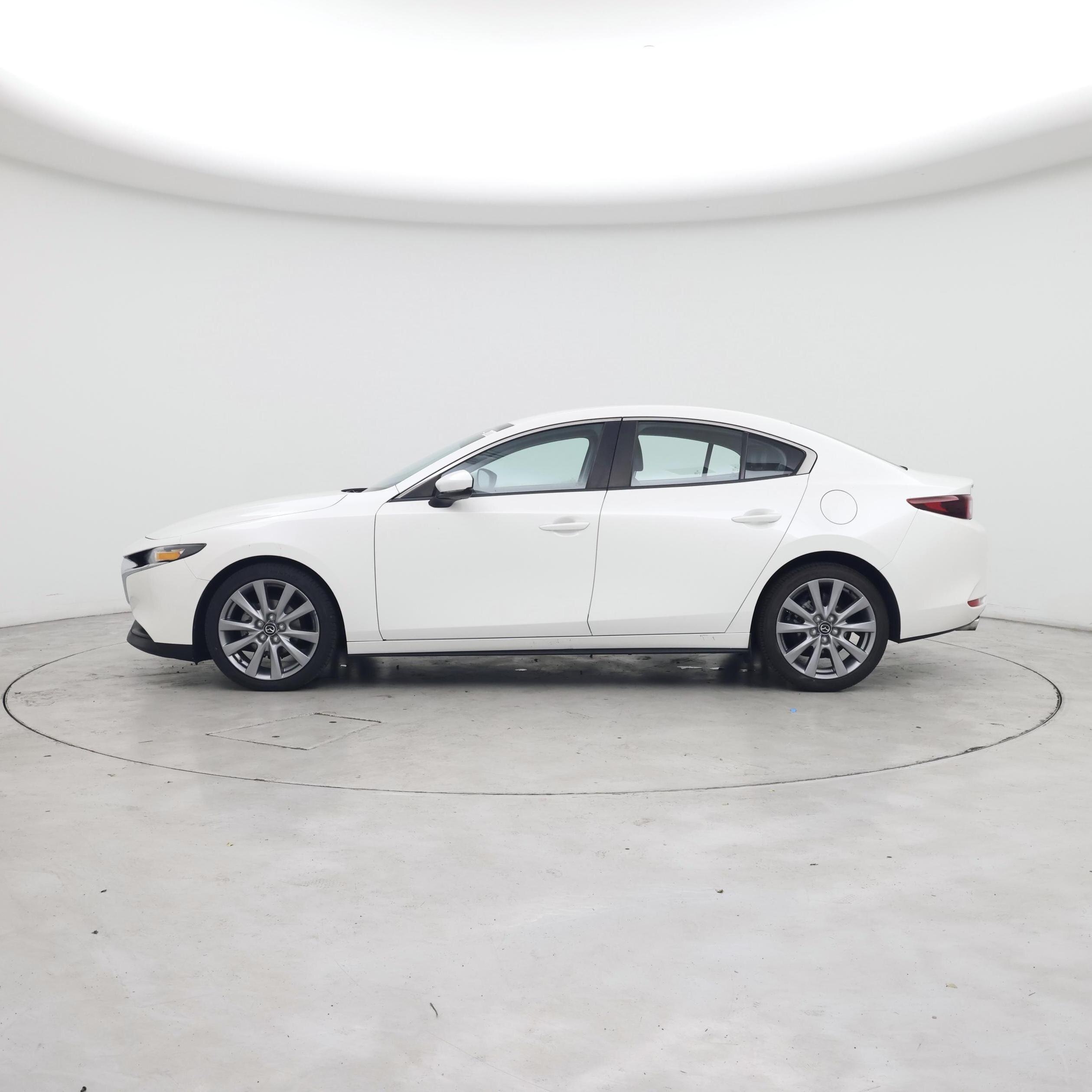 Thumbnail: 2022 Mazda Mazda3 - 3