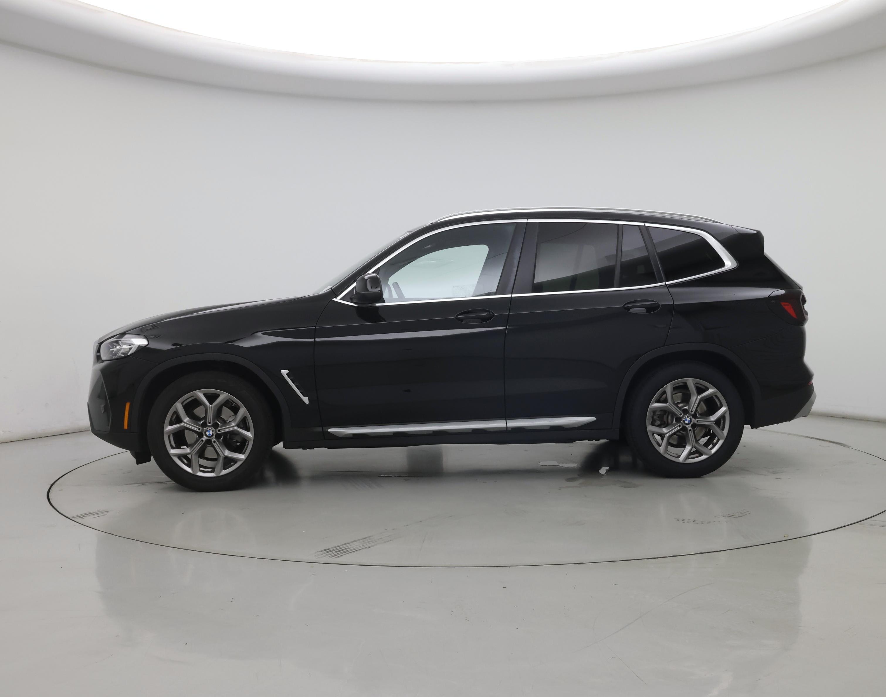 Thumbnail: 2023 BMW X3 - 3