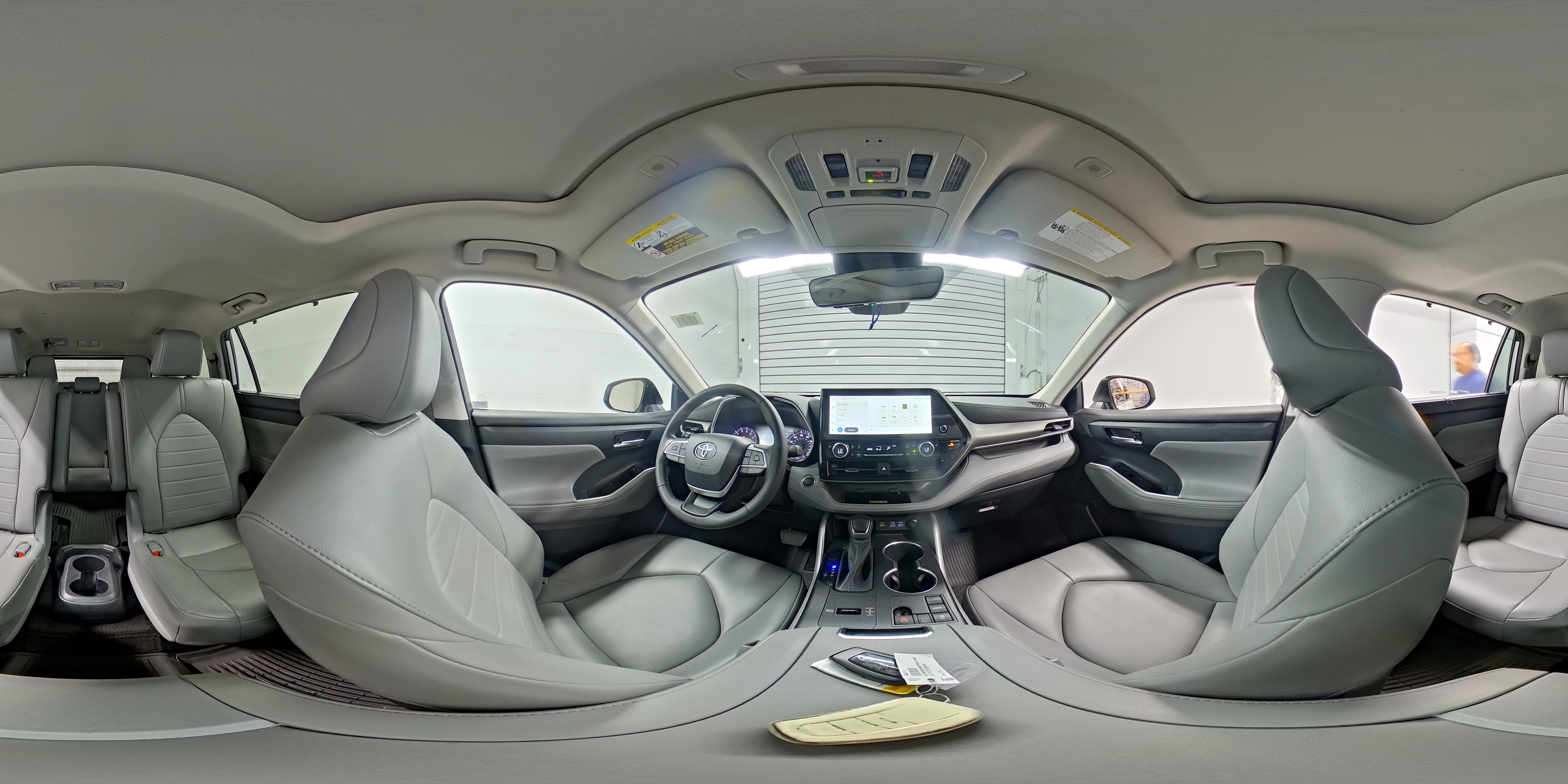 2023 Toyota Highlander XLE - Photo 22