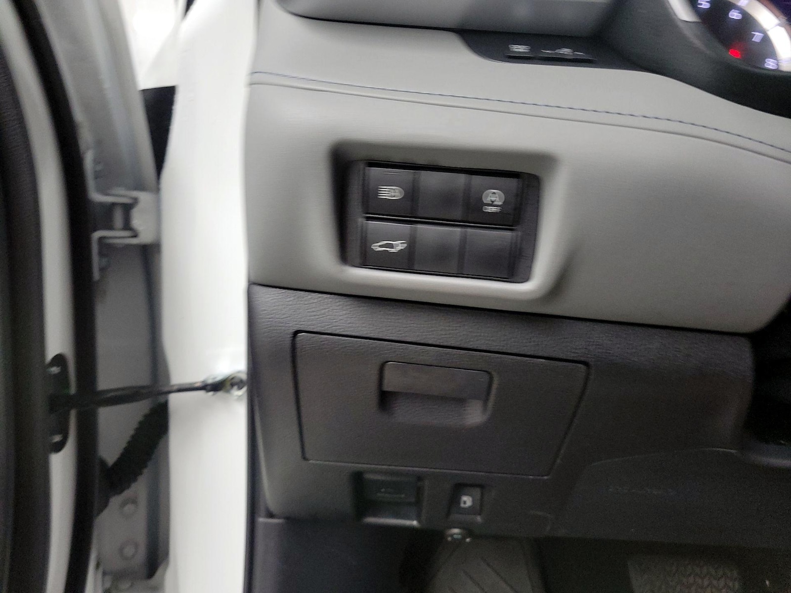 2023 Toyota Highlander XLE - Photo 14