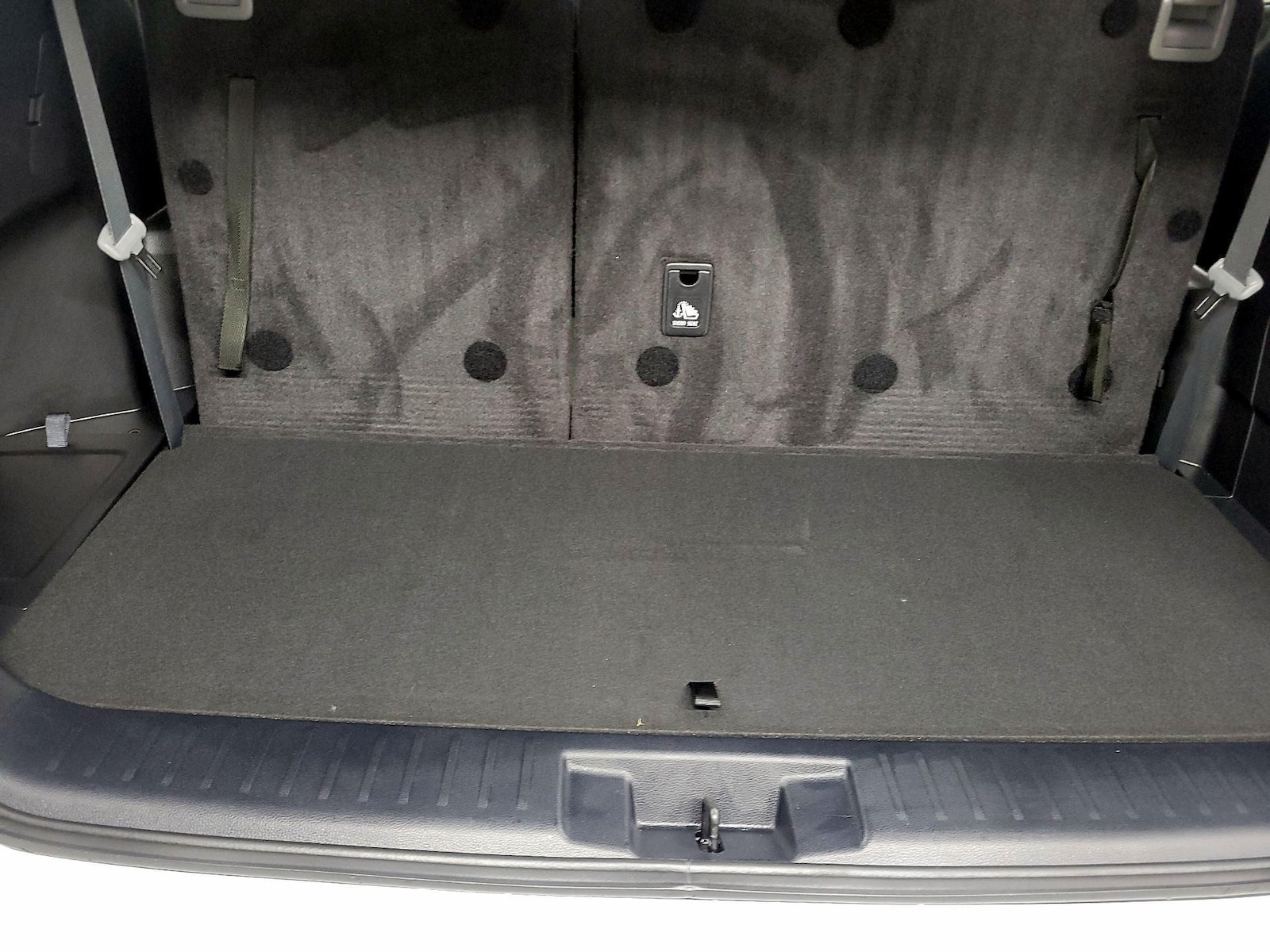 2023 Toyota Highlander XLE - Photo 19
