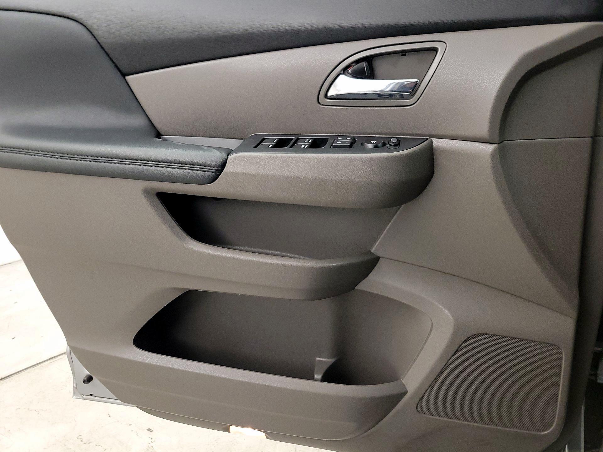 Thumbnail: 2017 Honda Odyssey - 12