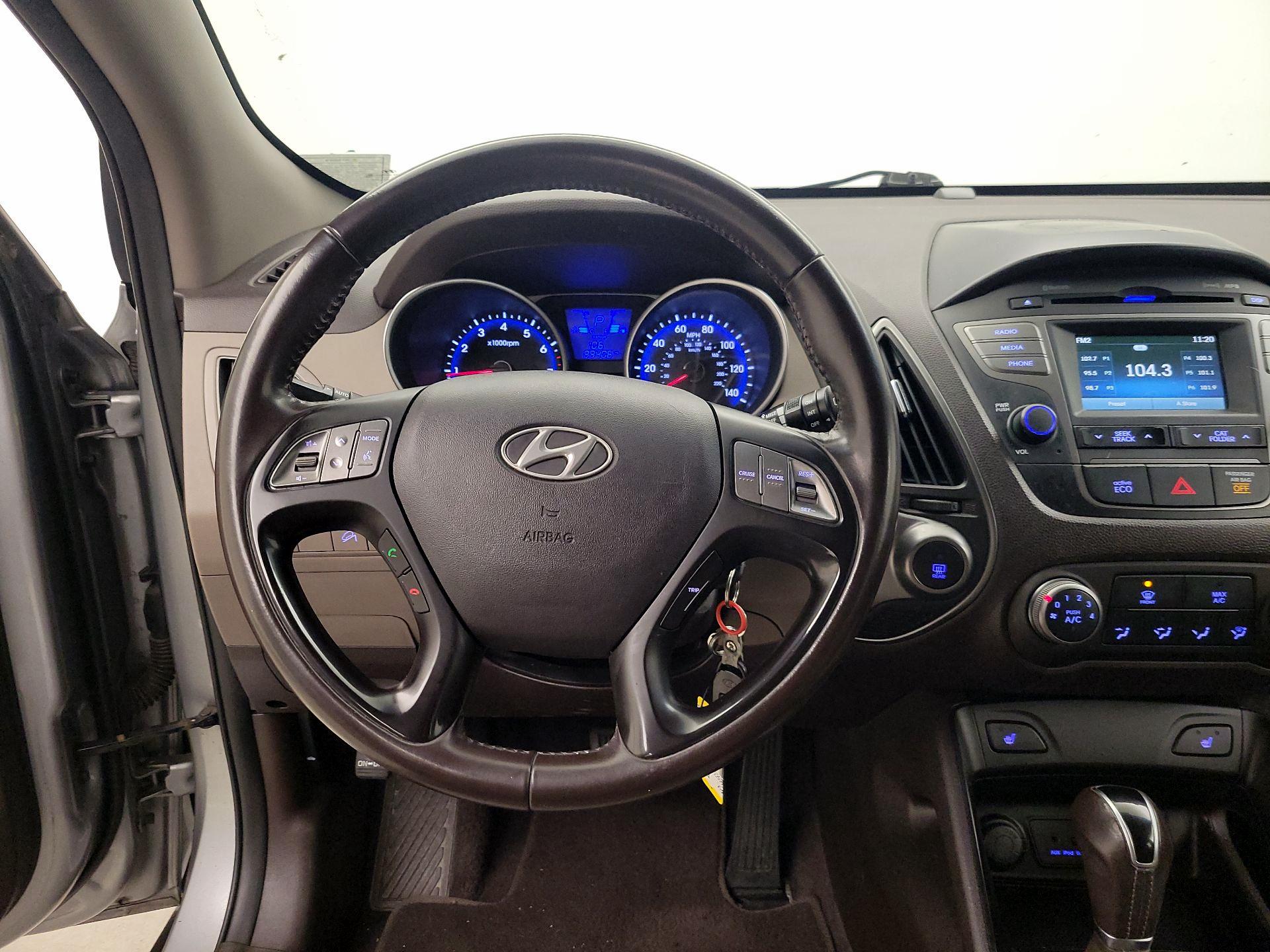 Thumbnail: 2014 Hyundai Tucson - 10