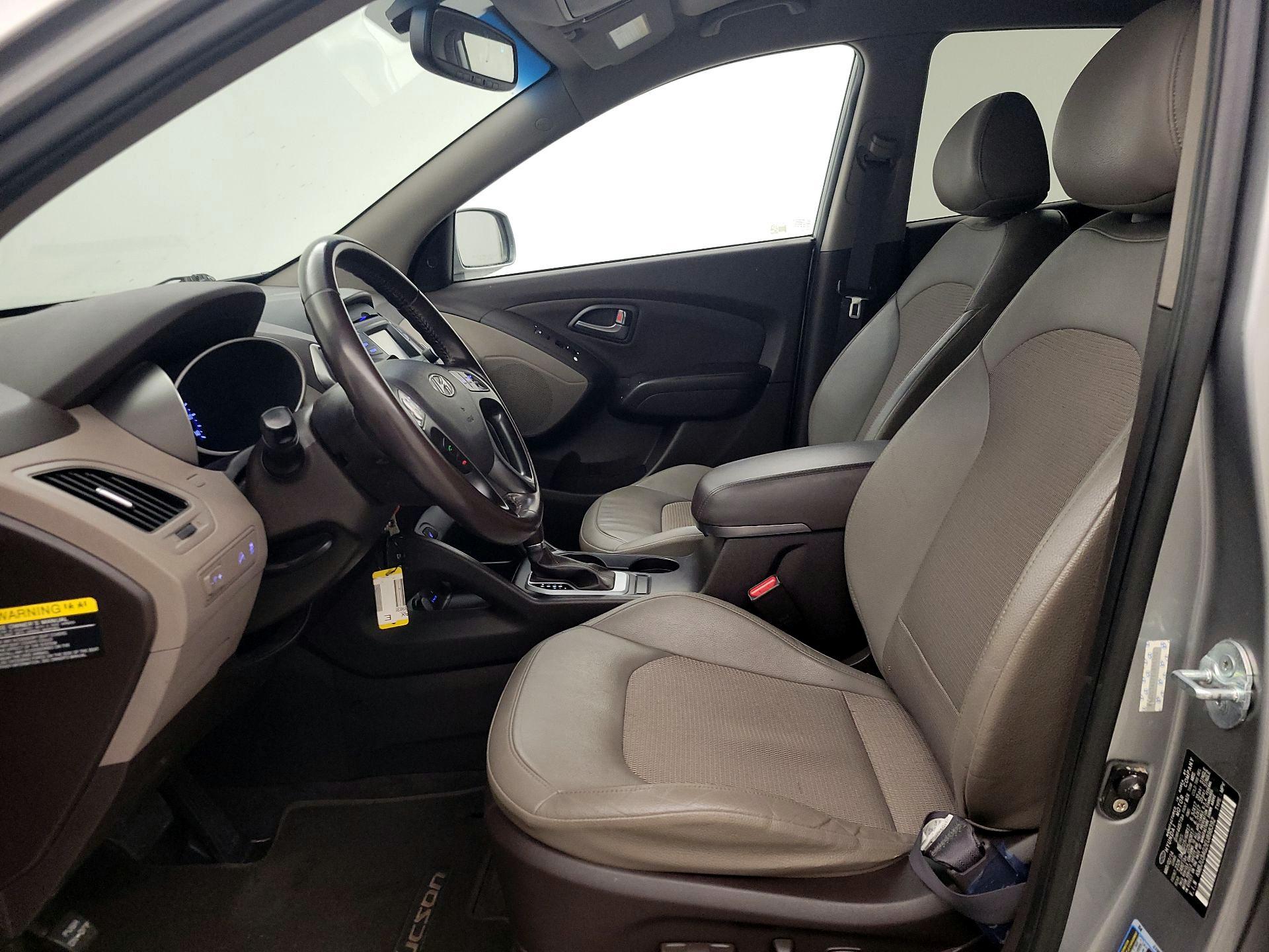 Thumbnail: 2014 Hyundai Tucson - 11