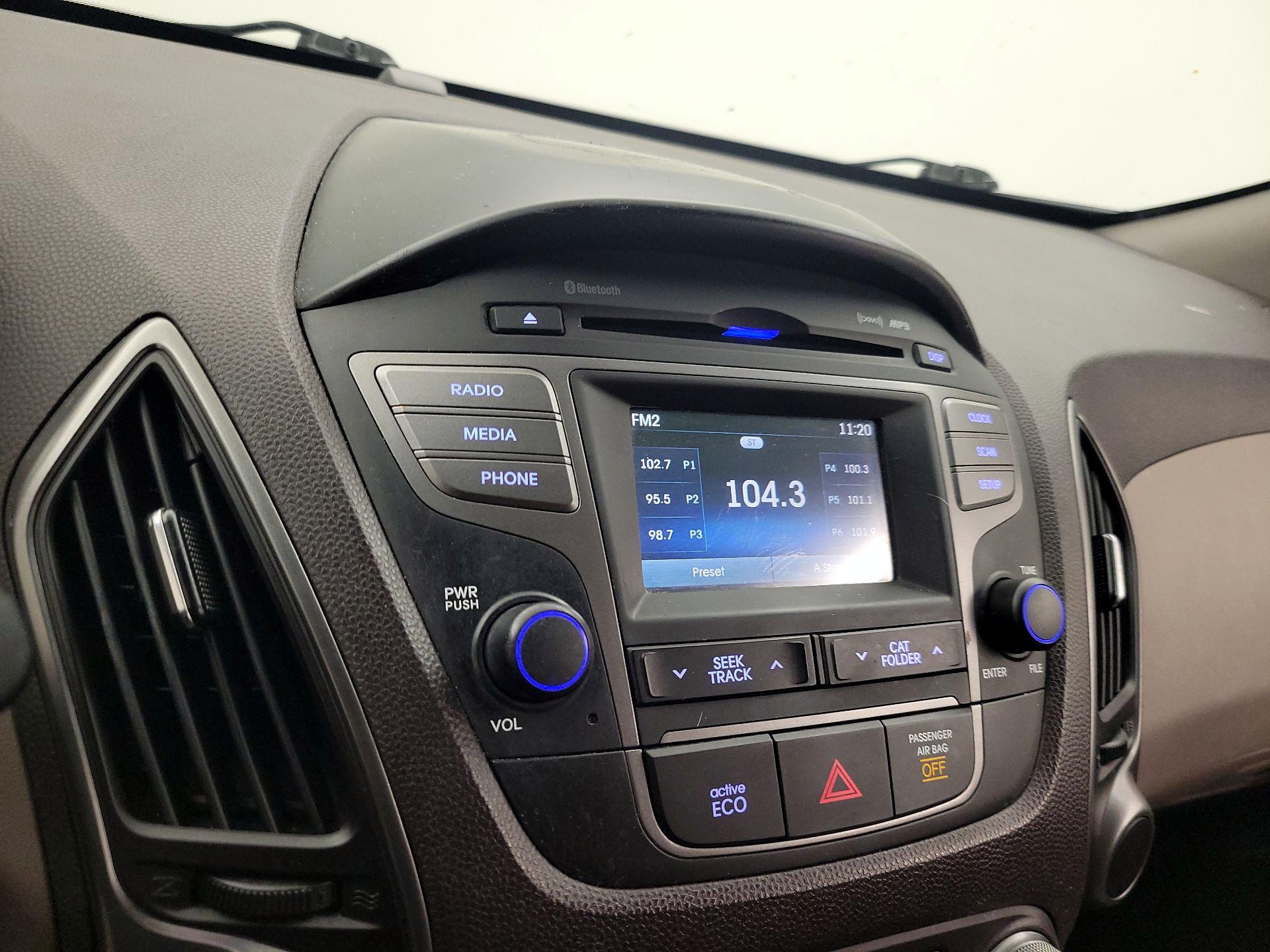 Thumbnail: 2014 Hyundai Tucson - 15