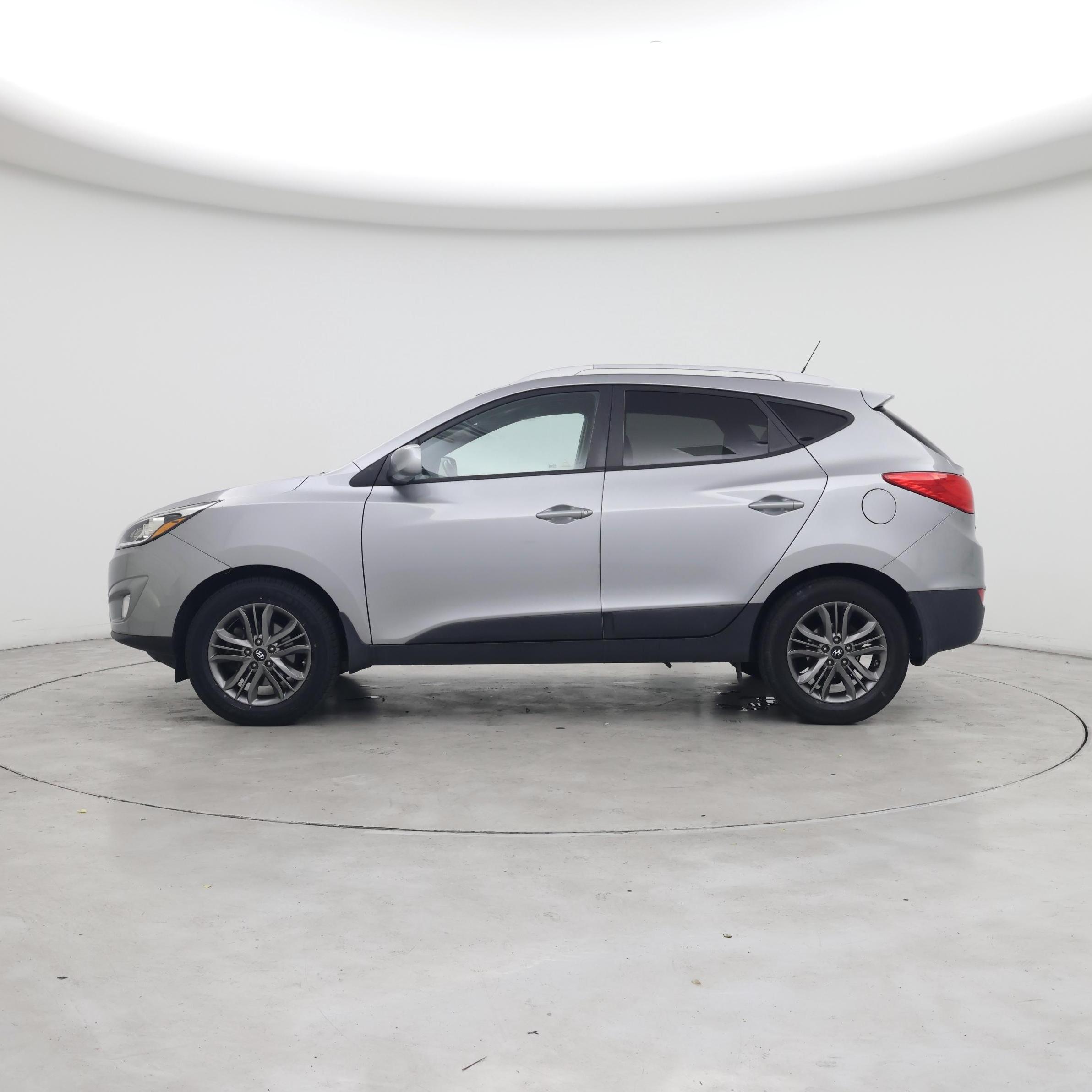 Thumbnail: 2014 Hyundai Tucson - 3