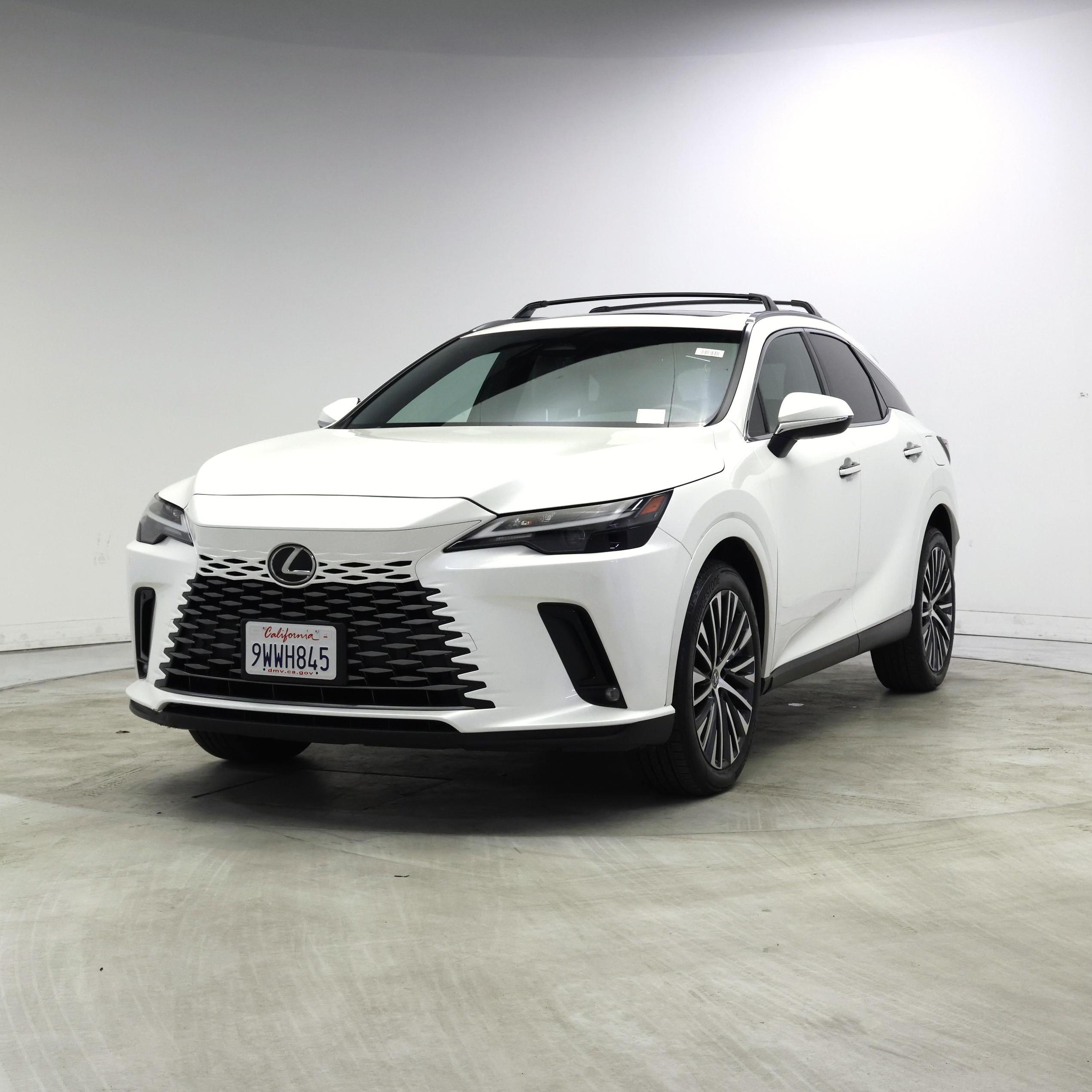 Thumbnail: 2023 Lexus RX - 4