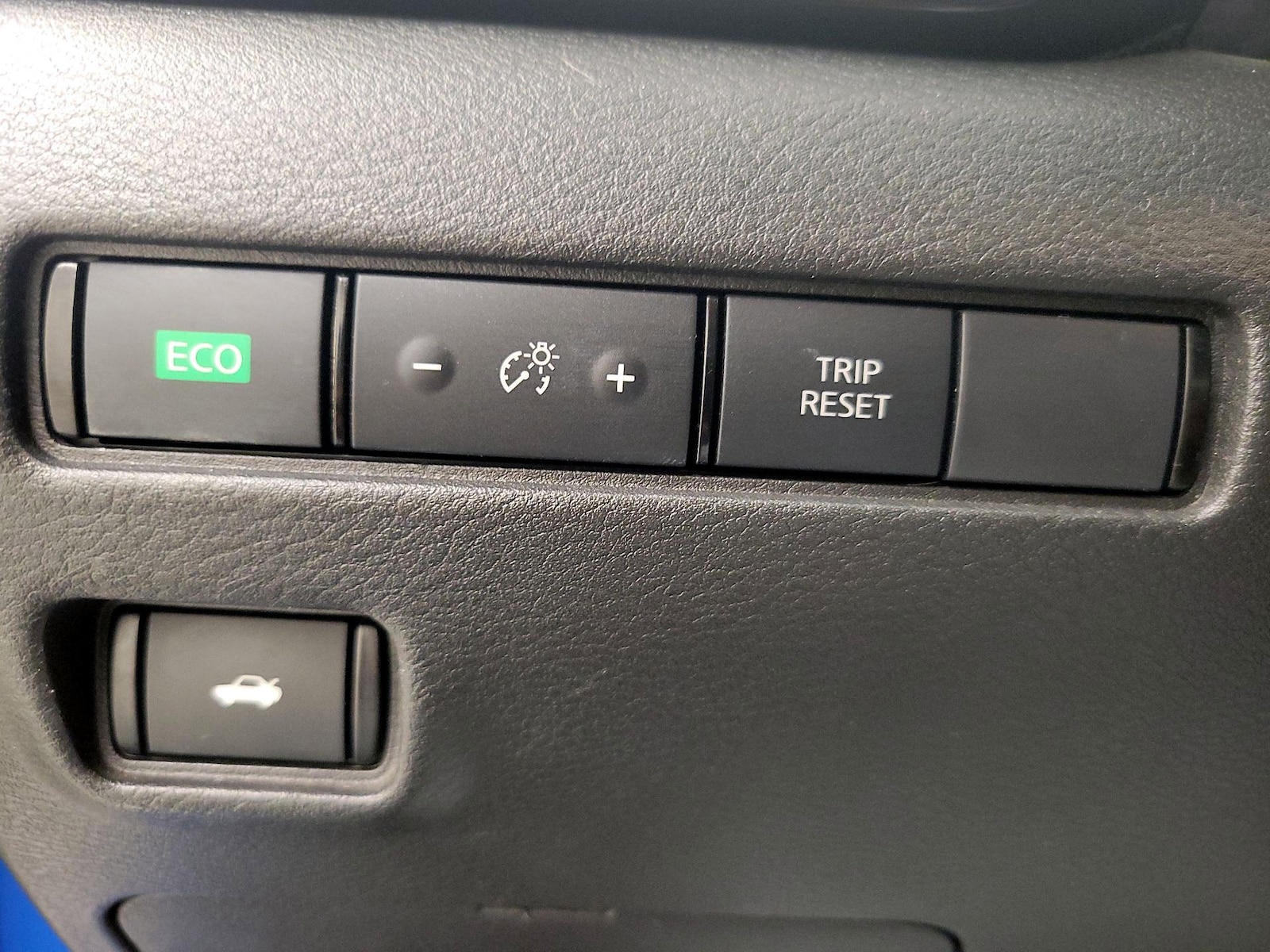 2020 Nissan Sentra SV - Photo 14