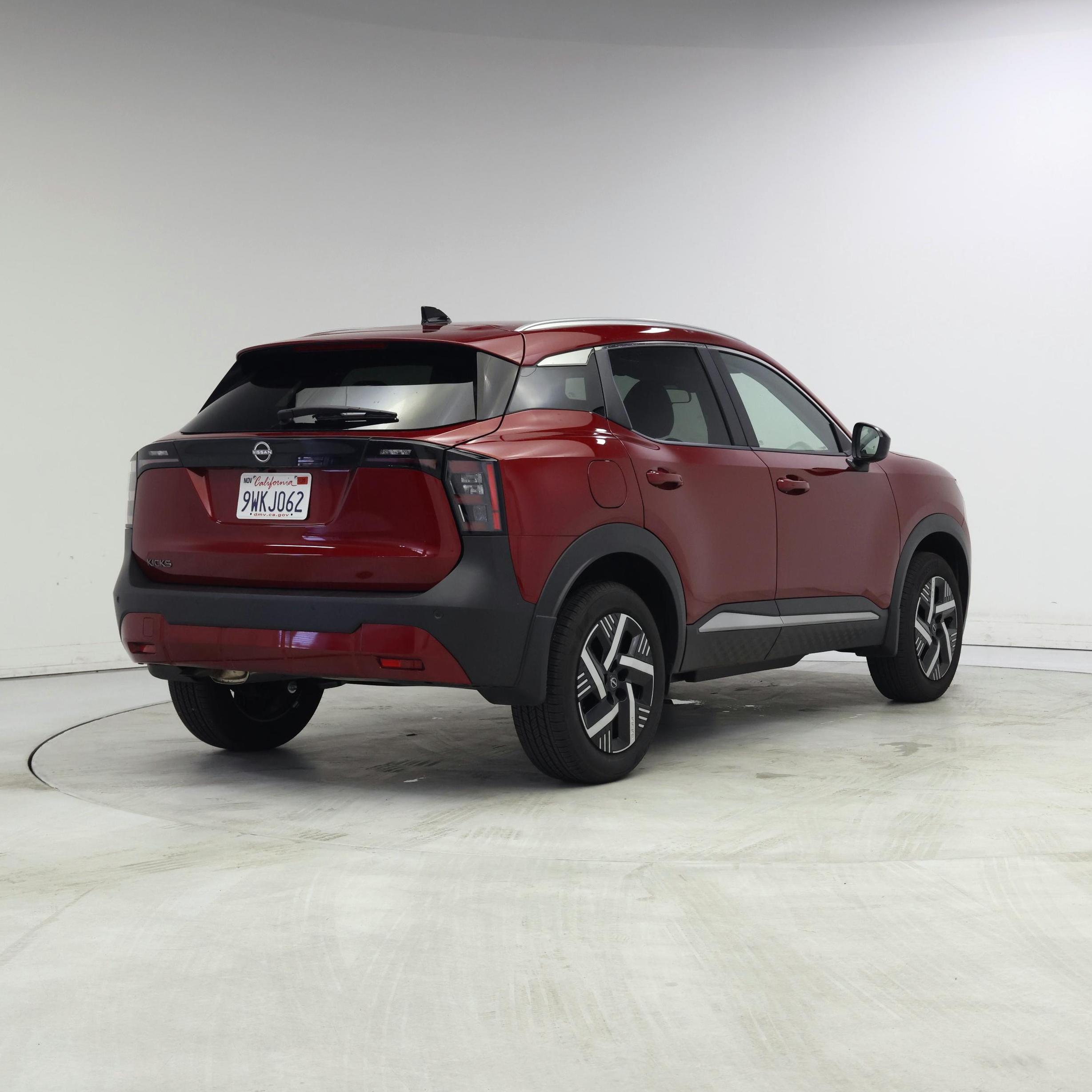 Thumbnail: 2026 Nissan Kicks - 8