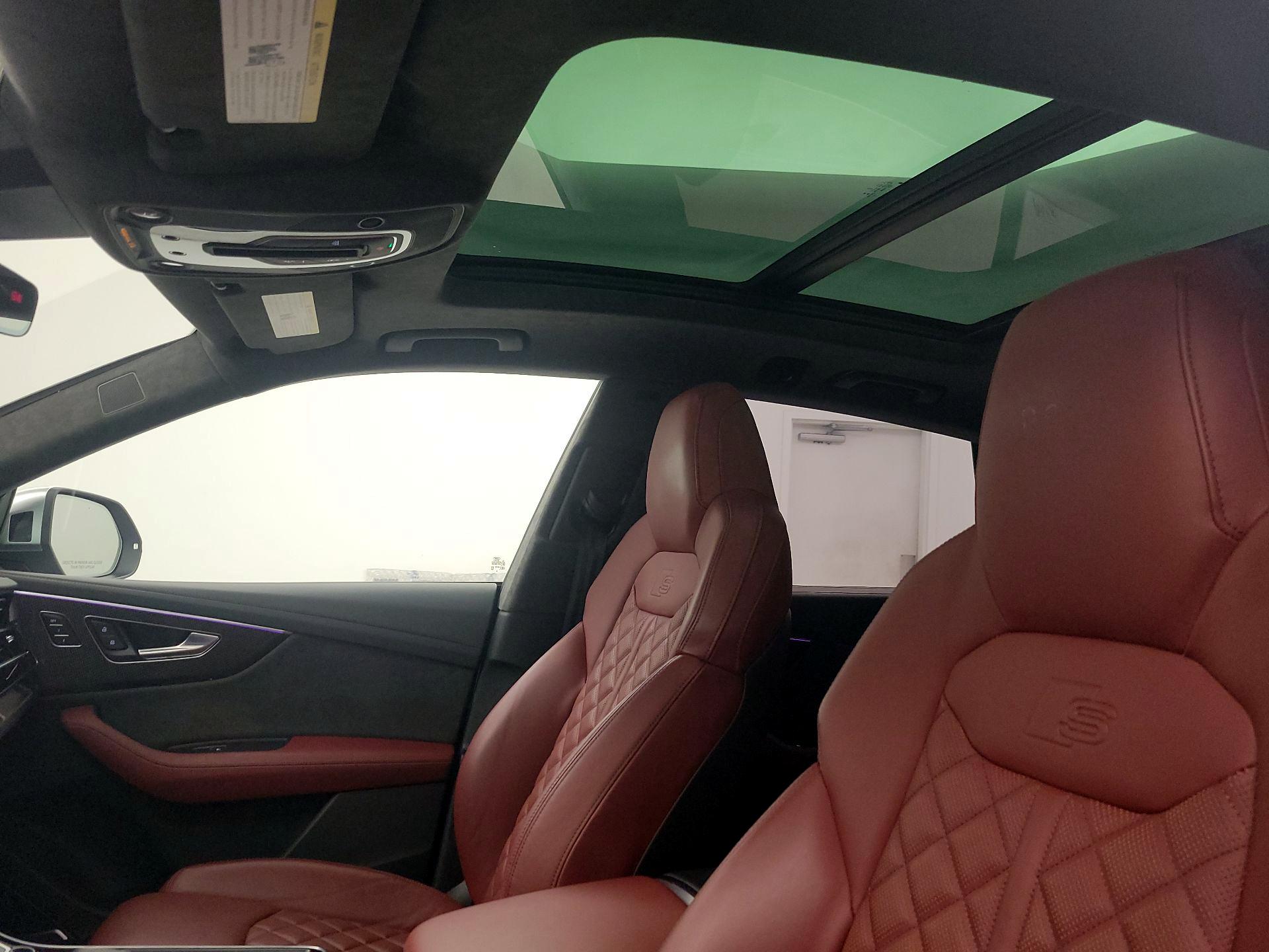 Thumbnail: 2021 Audi SQ8 - 17