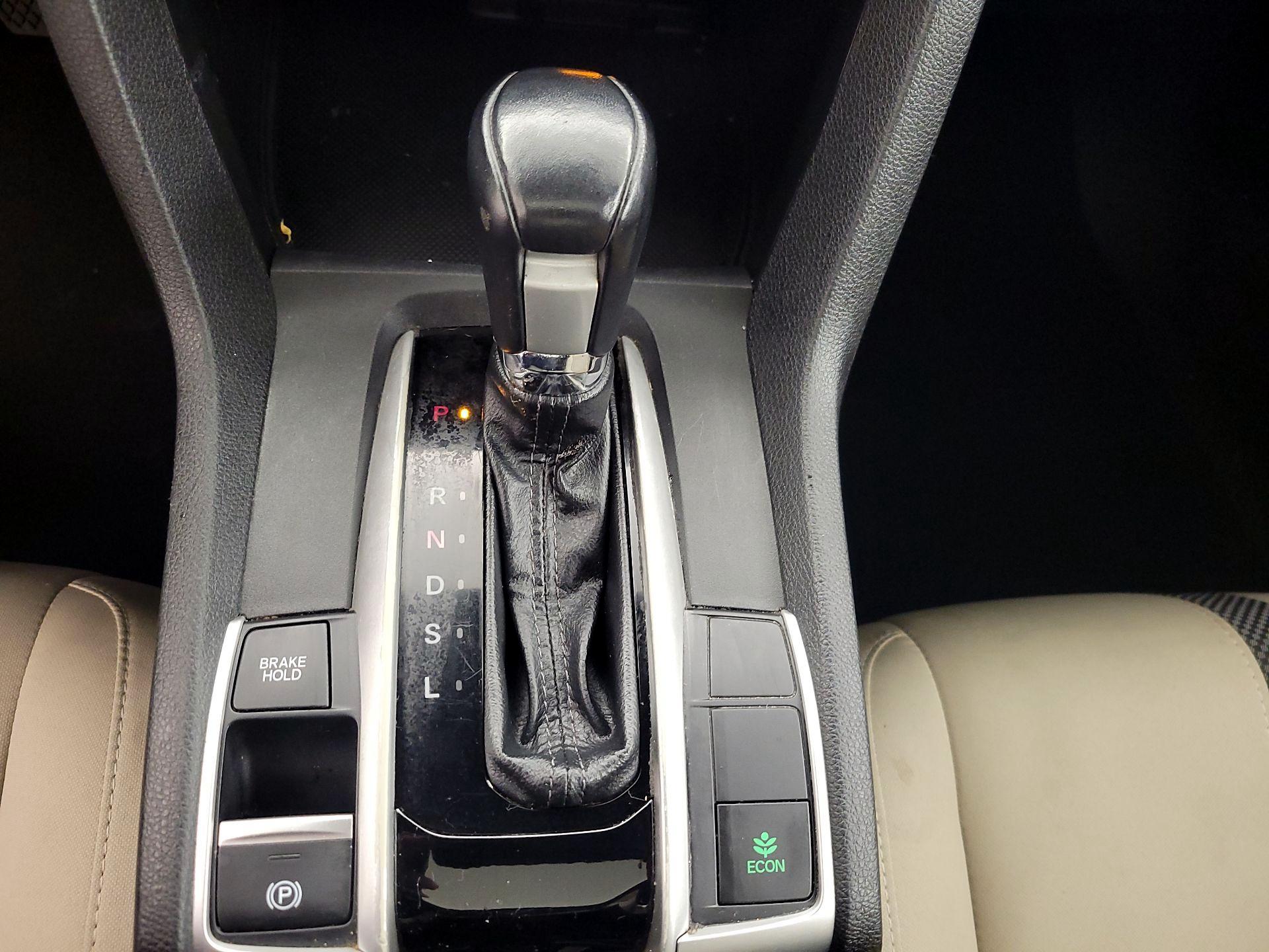 Thumbnail: 2019 Honda Civic - 15