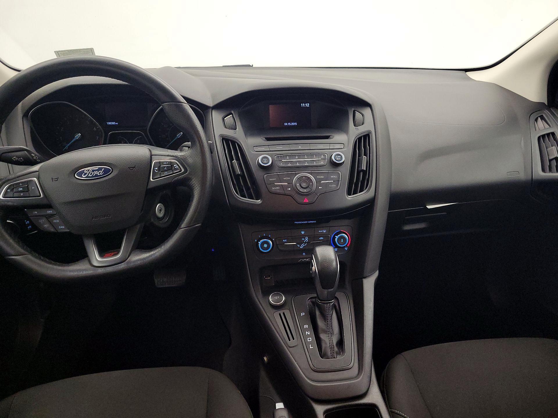 Thumbnail: 2015 Ford Focus - 9