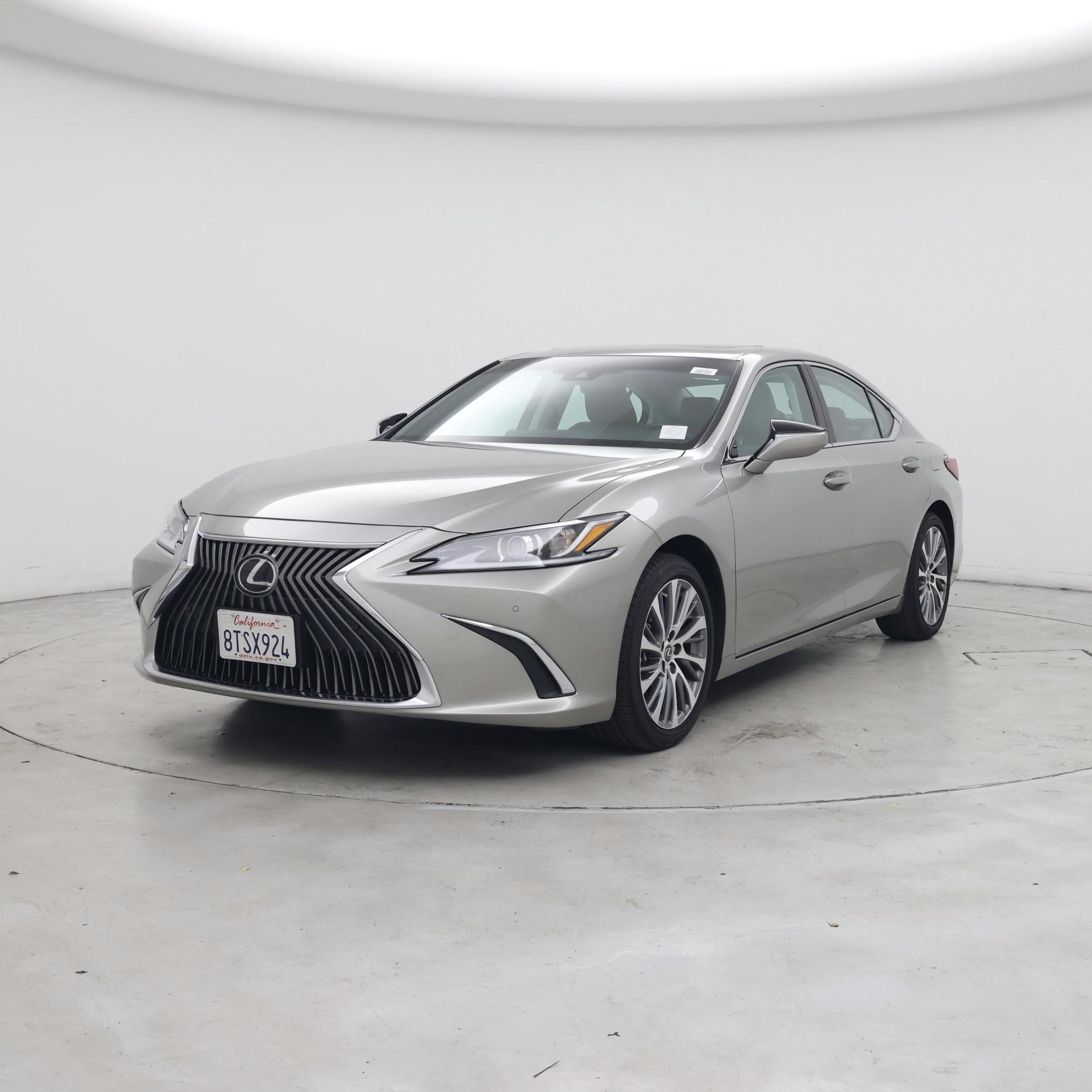 Thumbnail: 2021 Lexus ES - 4
