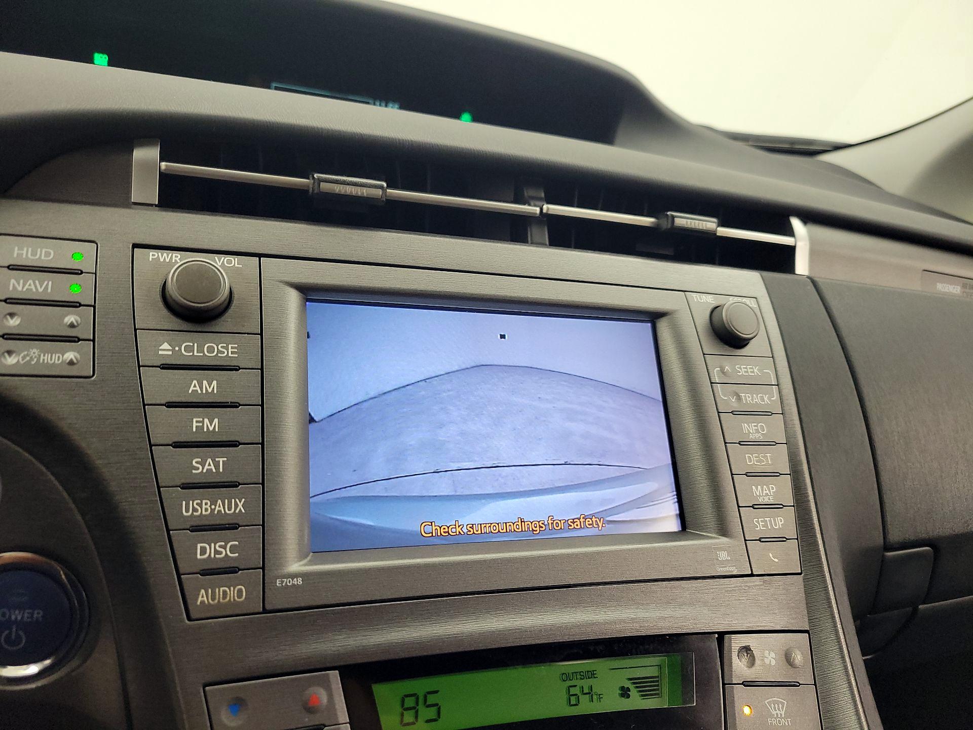 Thumbnail: 2014 Toyota Prius - 15