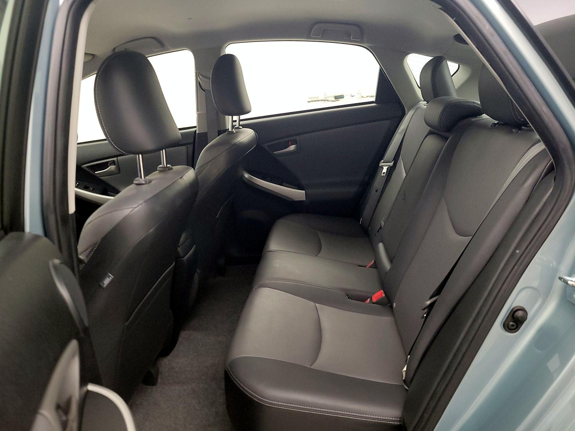 Thumbnail: 2014 Toyota Prius - 20