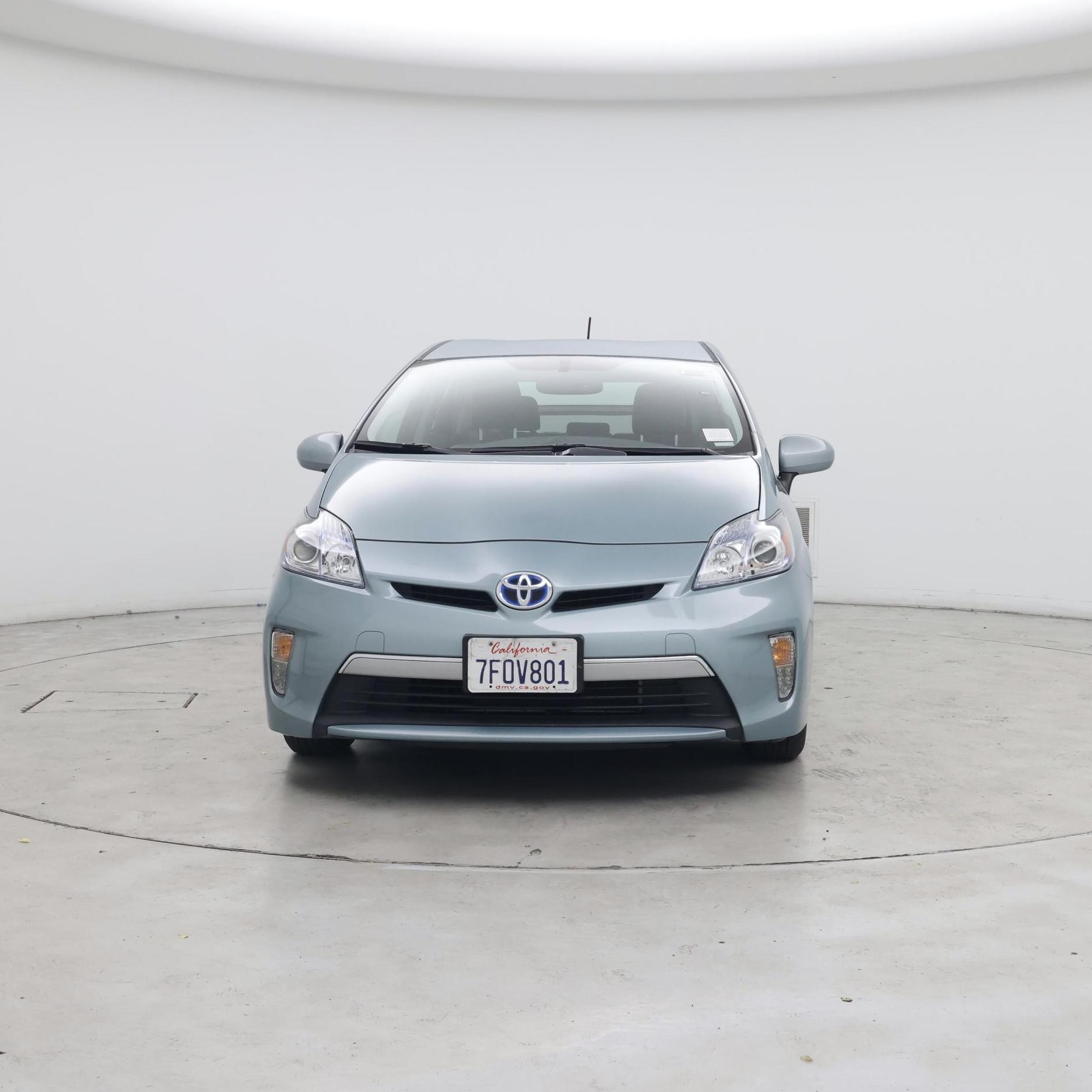 Thumbnail: 2014 Toyota Prius - 5