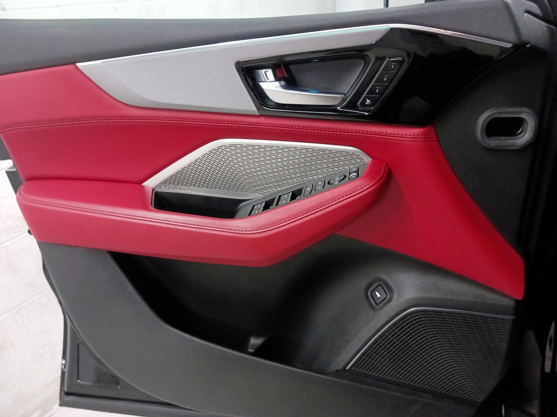Thumbnail: 2023 Acura MDX - 12