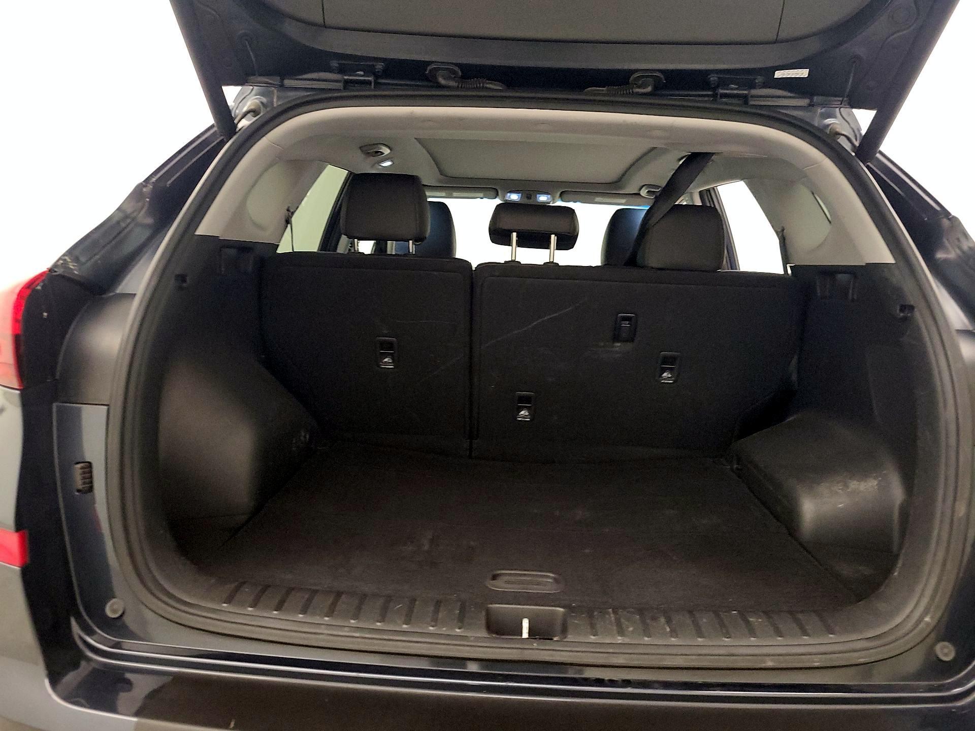 Thumbnail: 2019 Hyundai Tucson - 18