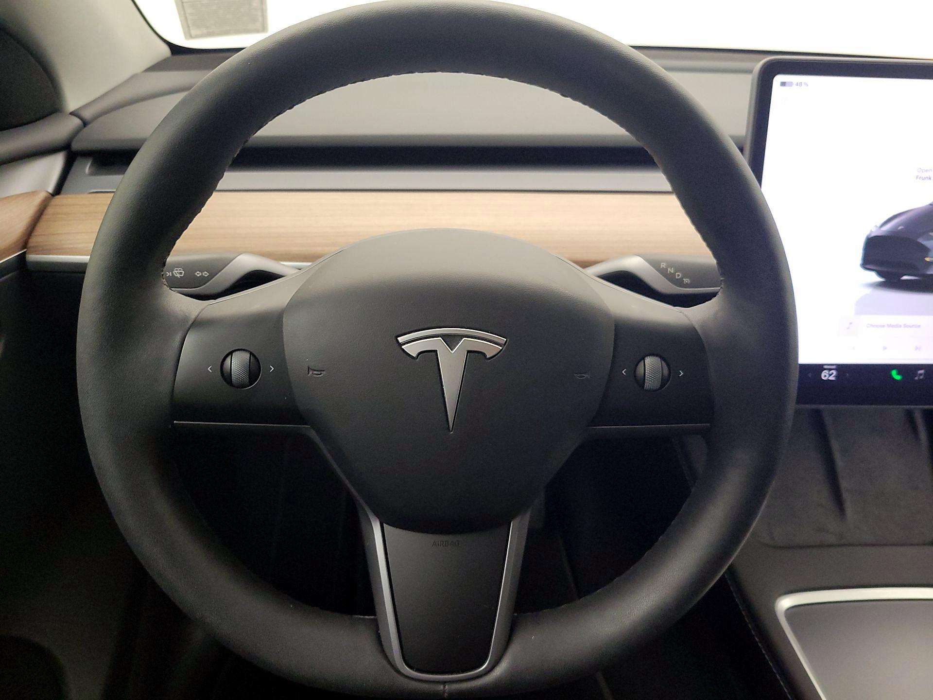 Thumbnail: 2023 Tesla Model Y - 10