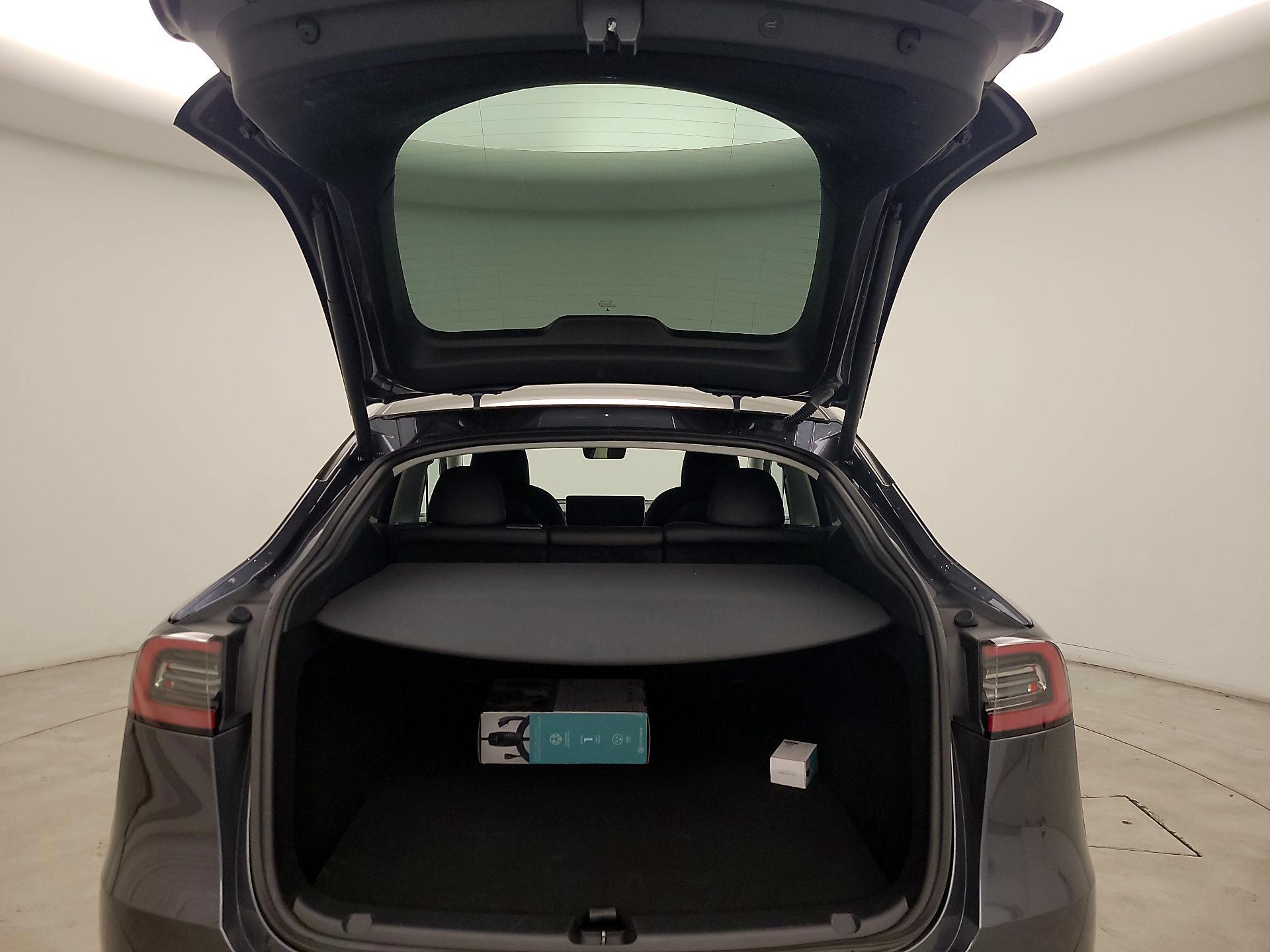 Thumbnail: 2023 Tesla Model Y - 19