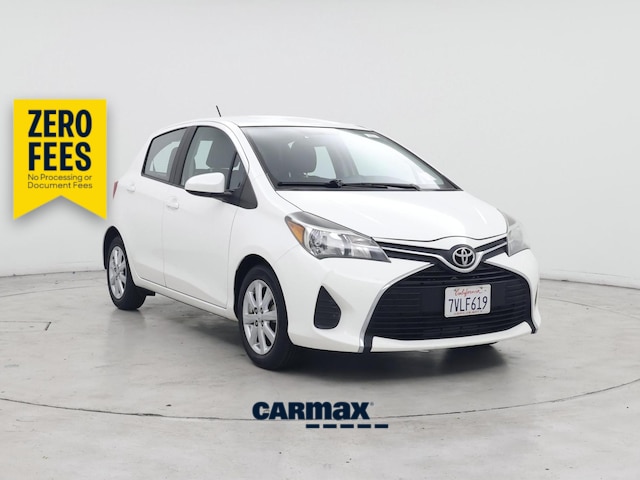 White 2016 Toyota Yaris LE 2dr Hatchback Hatchback Front-Wheel Drive Automatic