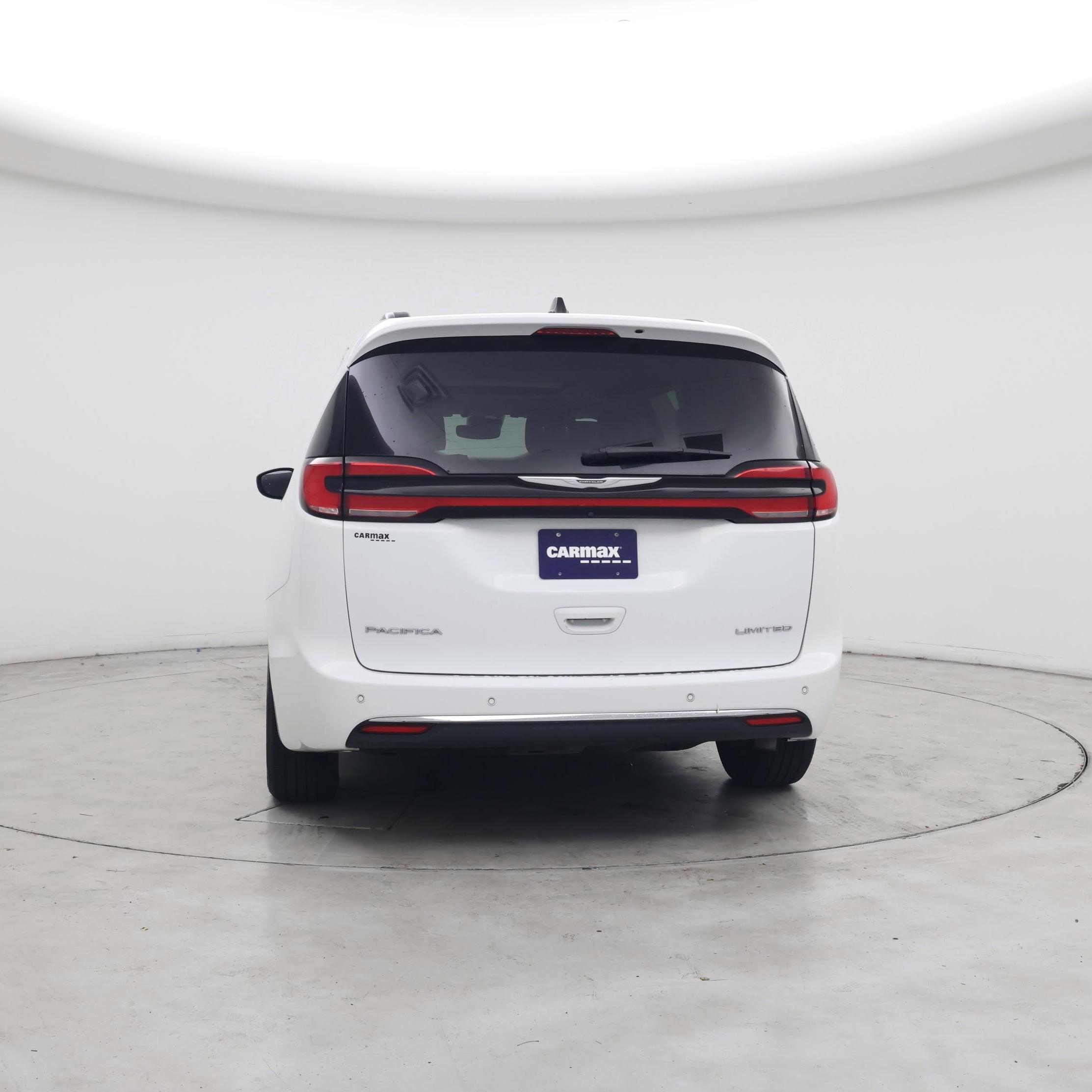 Thumbnail: 2023 Chrysler Pacifica - 6