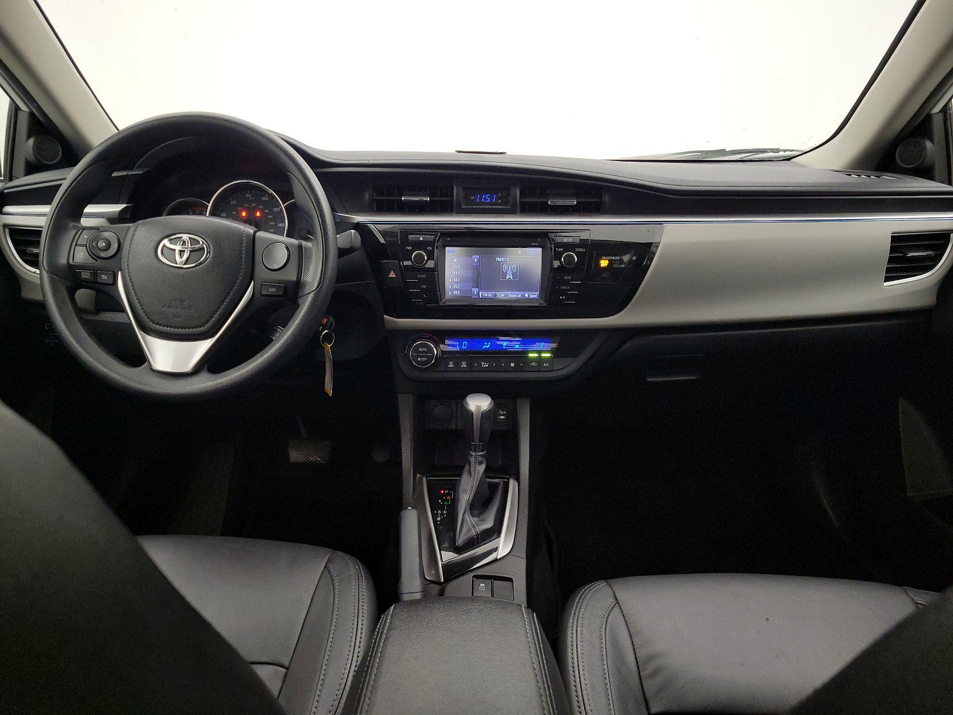 Thumbnail: 2014 Toyota Corolla - 9
