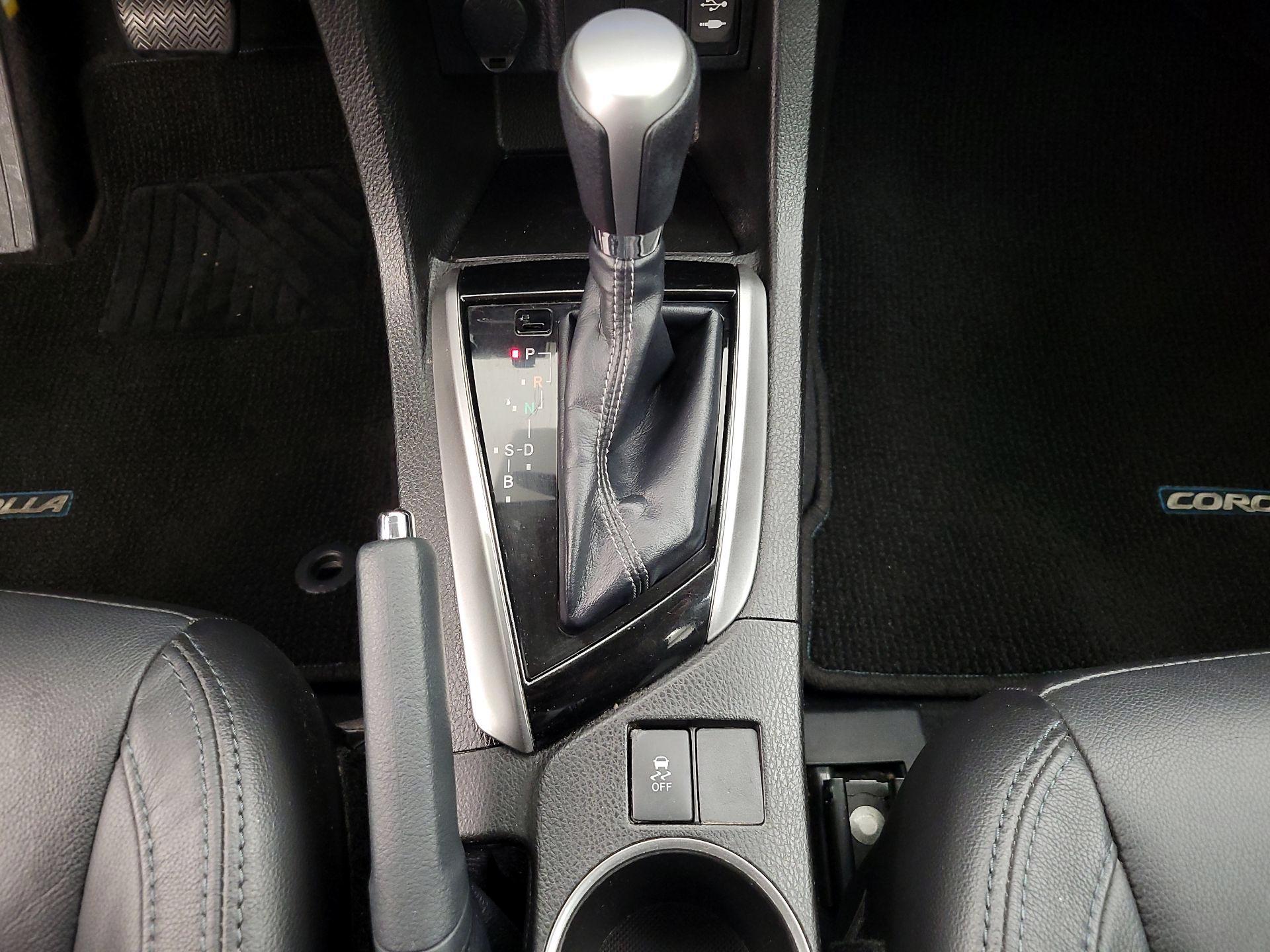 Thumbnail: 2014 Toyota Corolla - 17