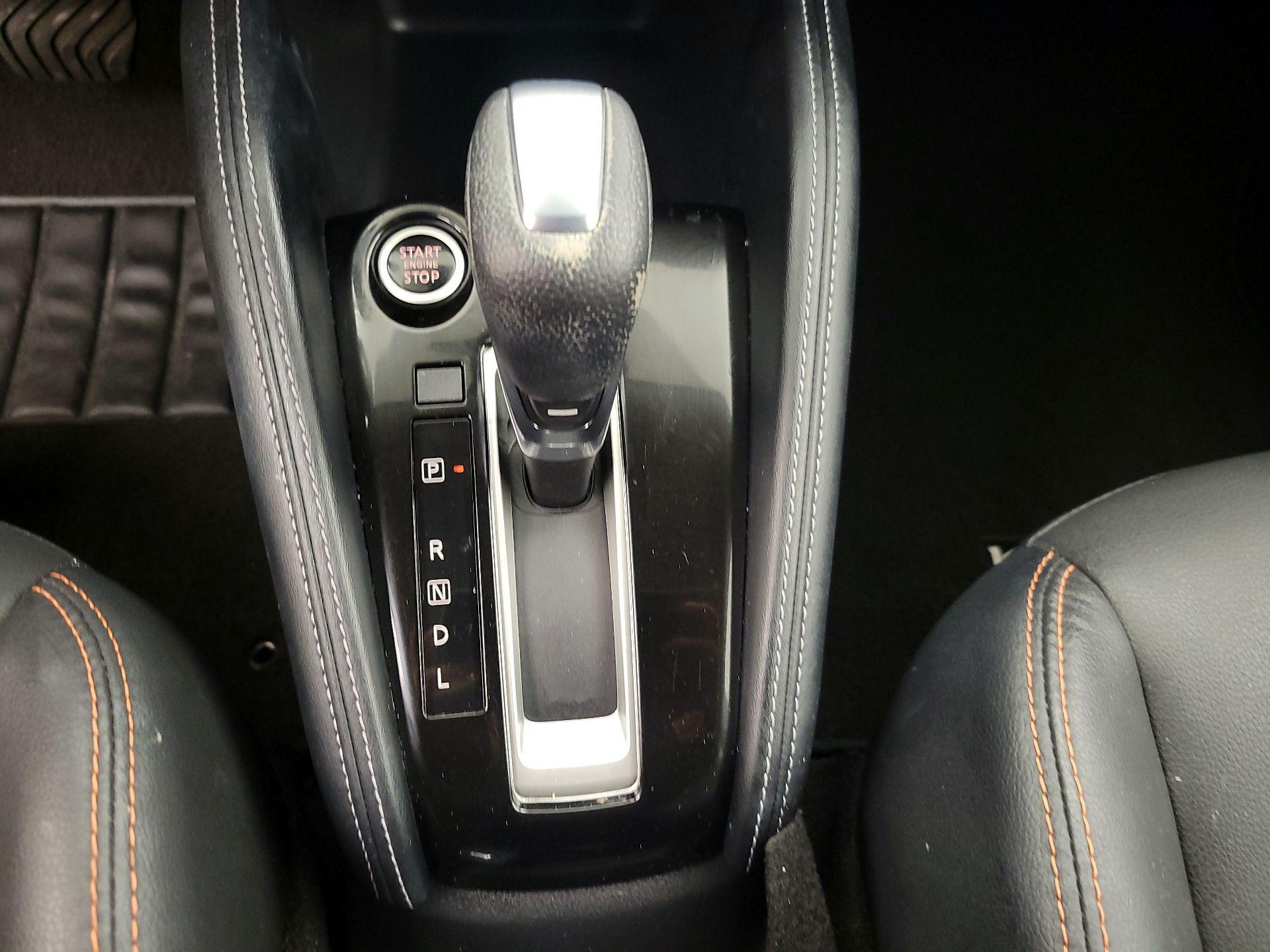 Thumbnail: 2020 Nissan Kicks - 16