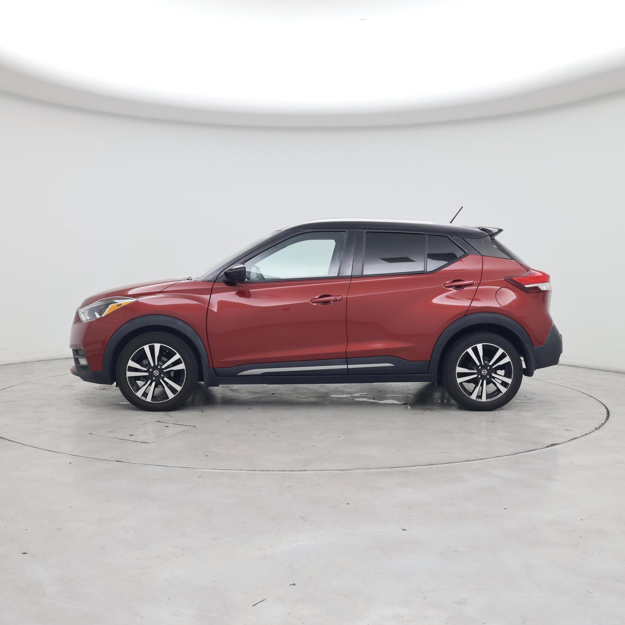 Thumbnail: 2020 Nissan Kicks - 3