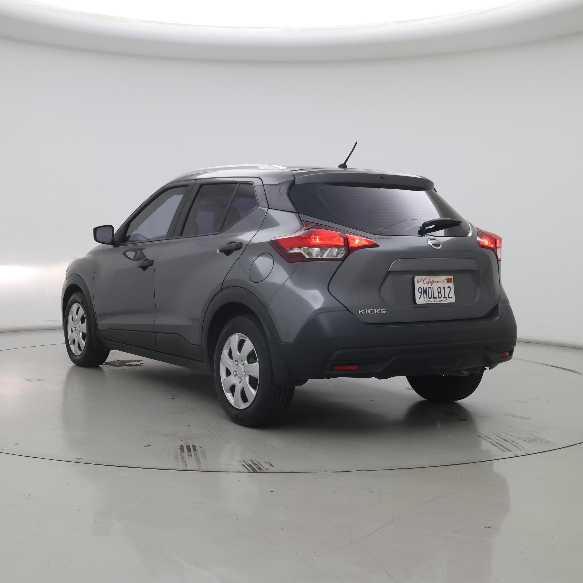 Thumbnail: 2019 Nissan Kicks - 2