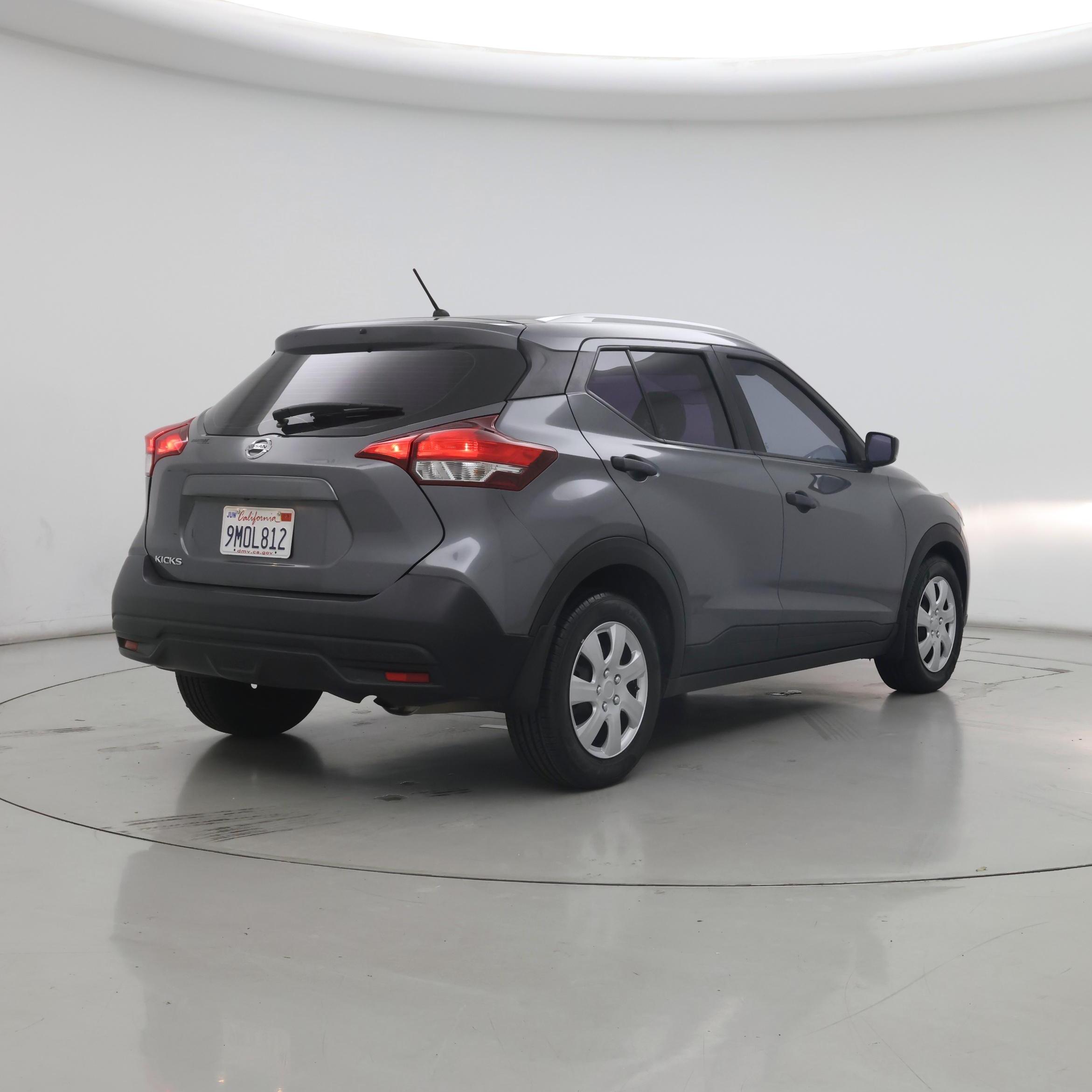 Thumbnail: 2019 Nissan Kicks - 8
