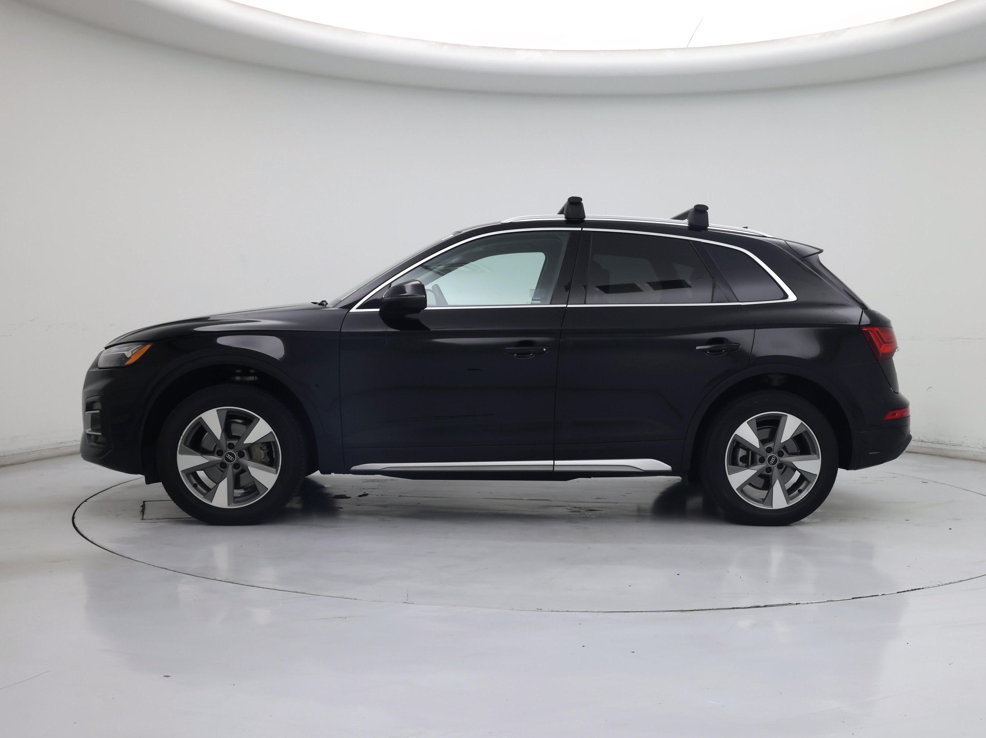 Thumbnail: 2023 Audi Q5 - 3