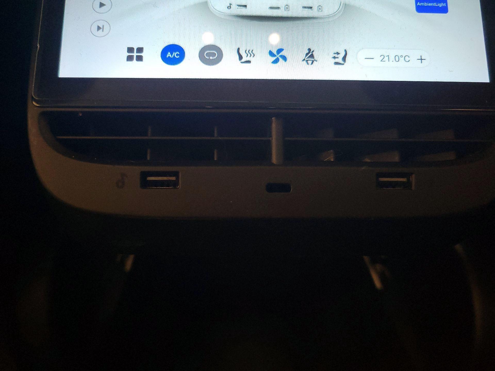 Thumbnail: 2023 Tesla Model 3 - 18